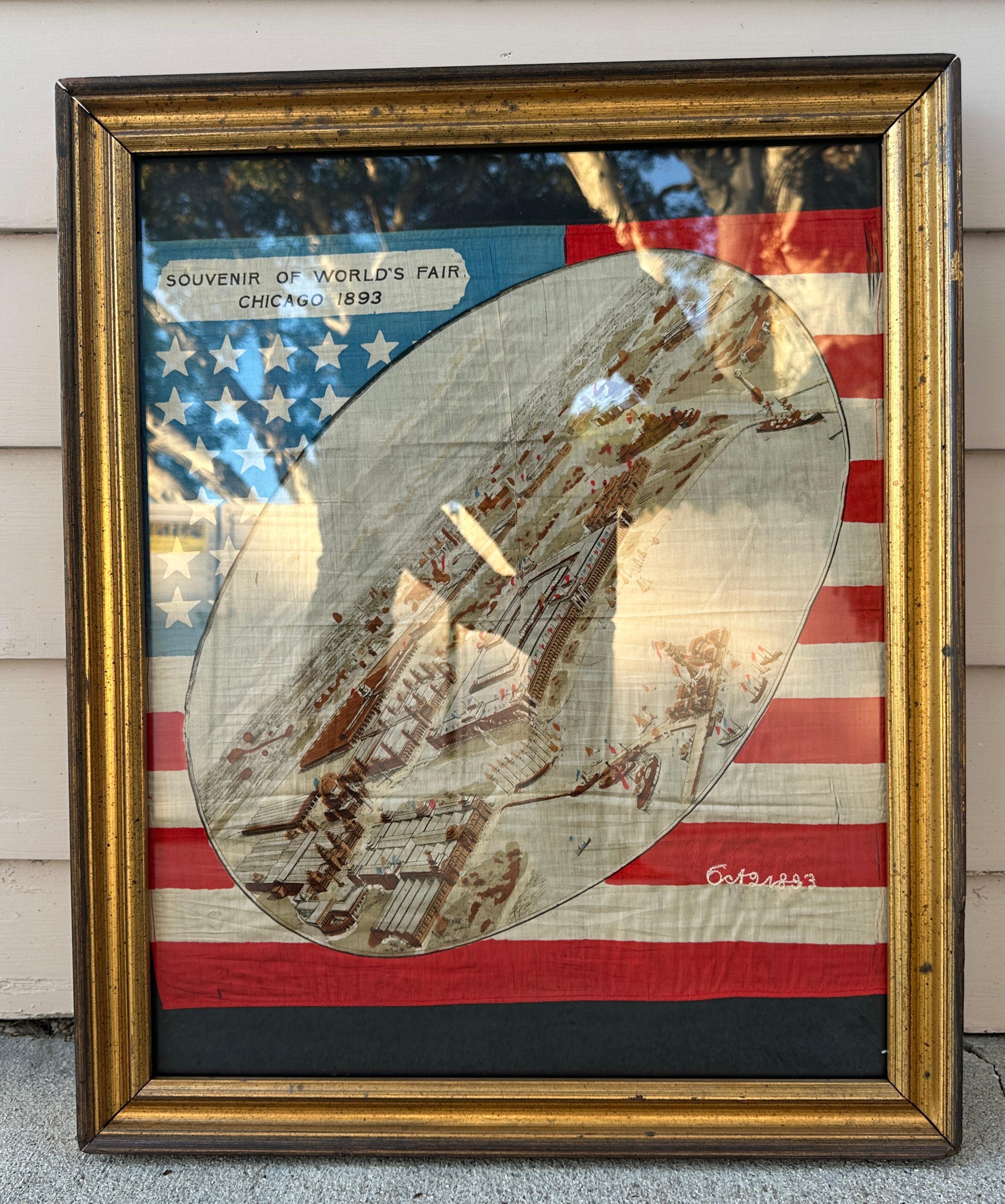  Bandana souvenir de l'exposition universelle de Chicago  Date  1893  & encadré derrière une vitre. Ce bandana est en très bon état.