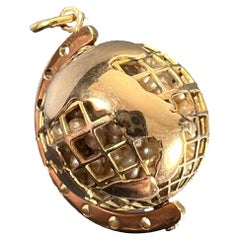 World Globe Italy 18K Yellow Gold Imitiation Pearl Charm Pendant