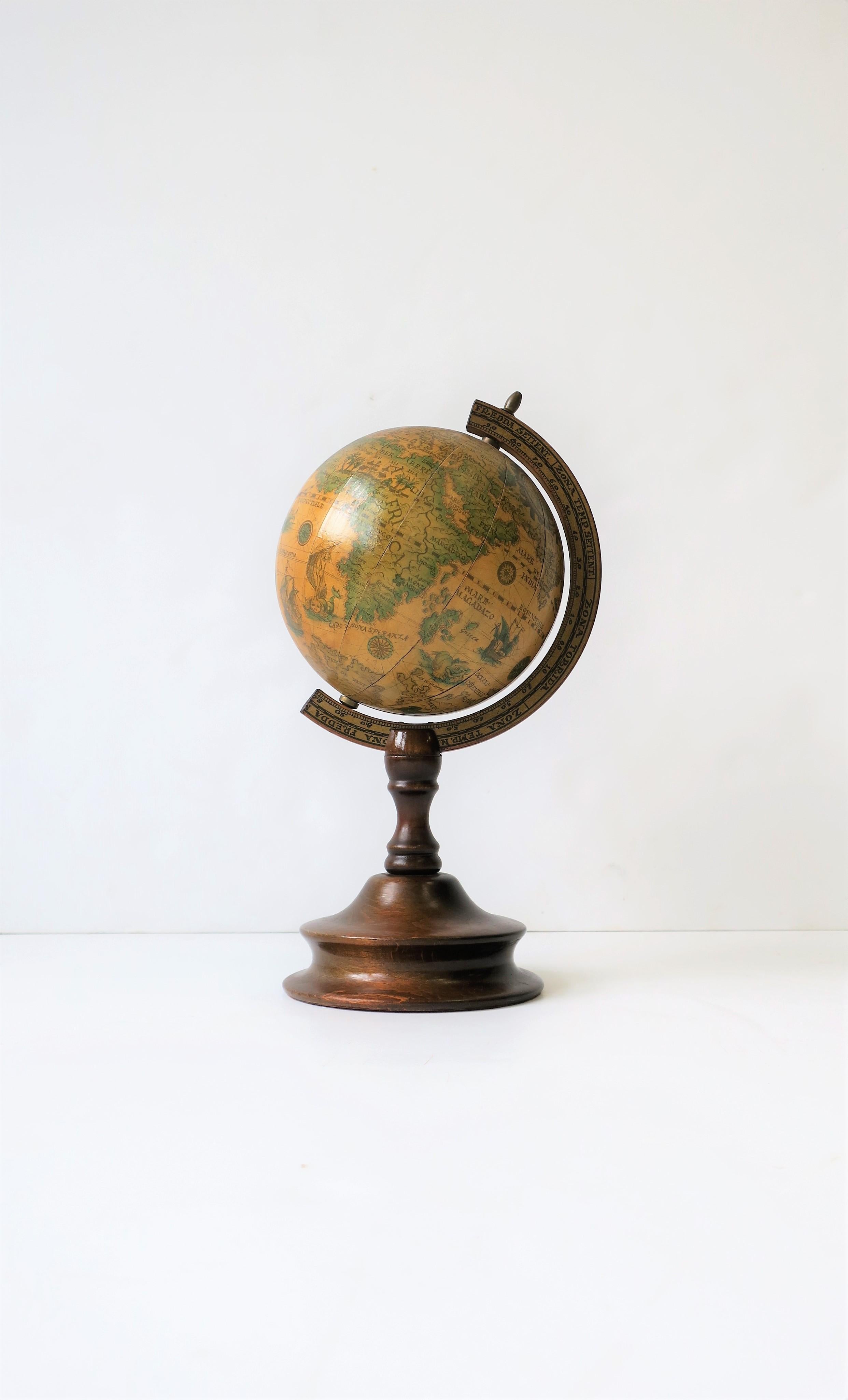 World Globe That Spins In Good Condition In New York, NY