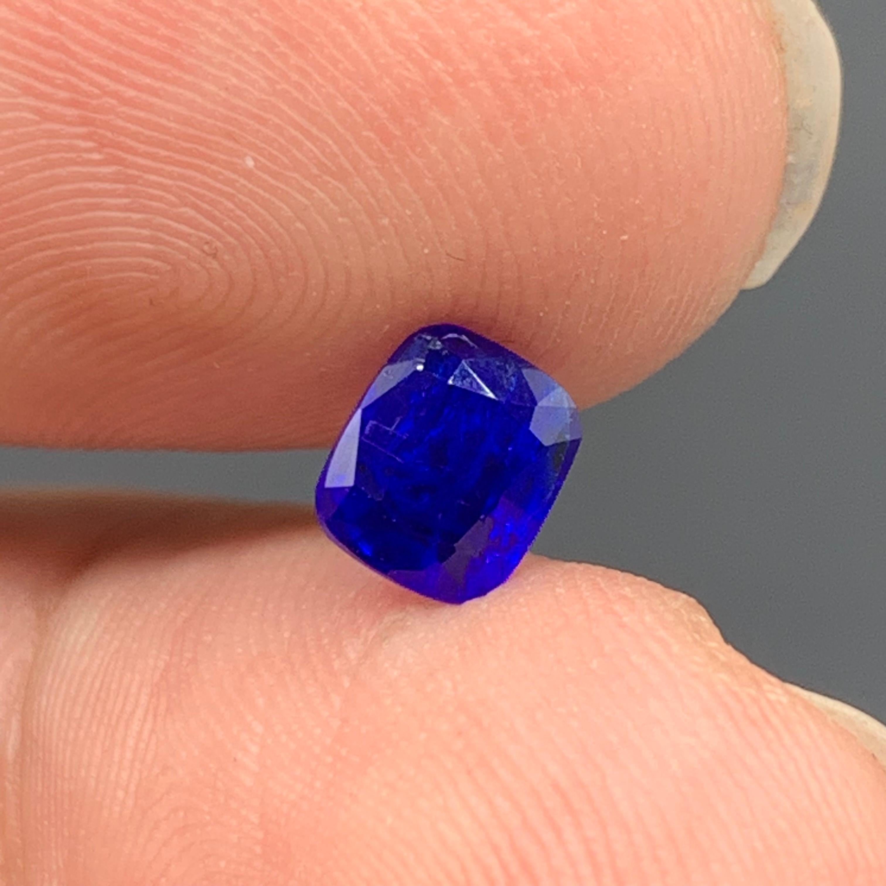 World Rarest 0.55 Carats Natural Loose Blue Haüyne / Haüynite Colour Change Gem For Sale 7