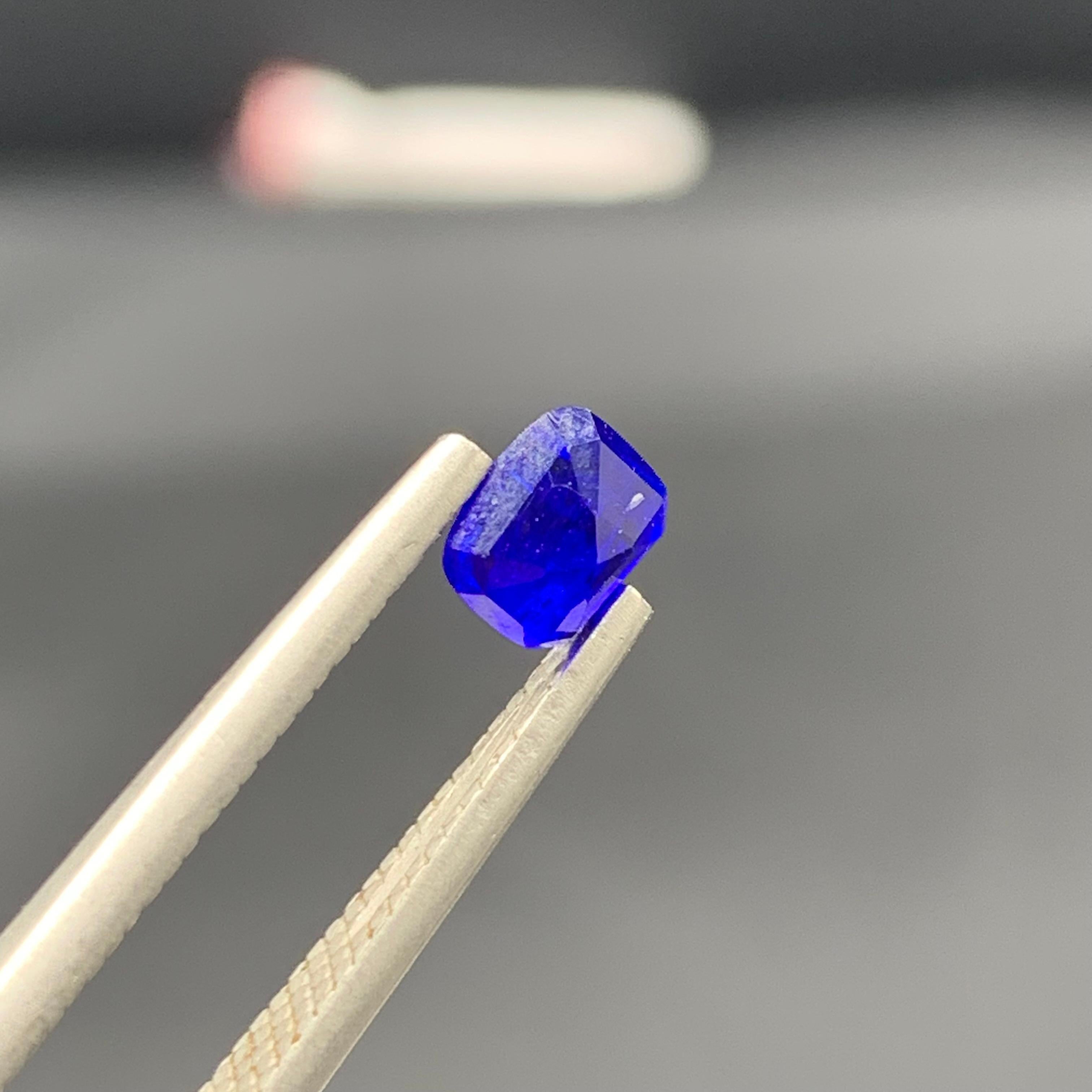 World Rarest 0.55 Carats Natural Loose Blue Haüyne / Haüynite Colour Change Gem In New Condition For Sale In Peshawar, PK