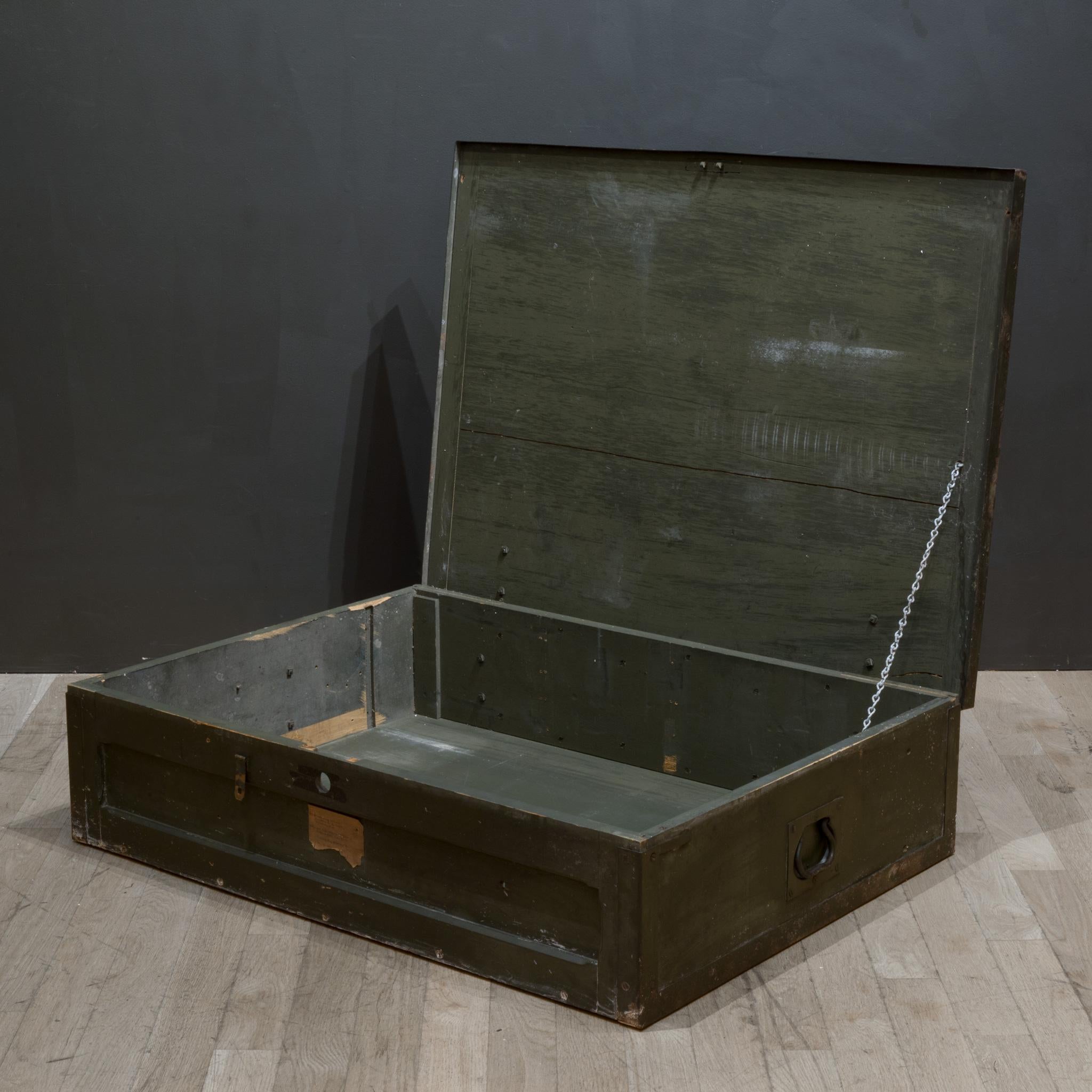 Polished World War 2 Era Military Trunk, c.1940 For Sale