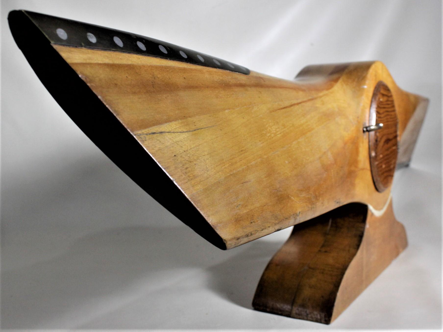 20th Century World War 2 / WWII Era Wooden Airplane Propeller Folk Art Mantel Clock For Sale