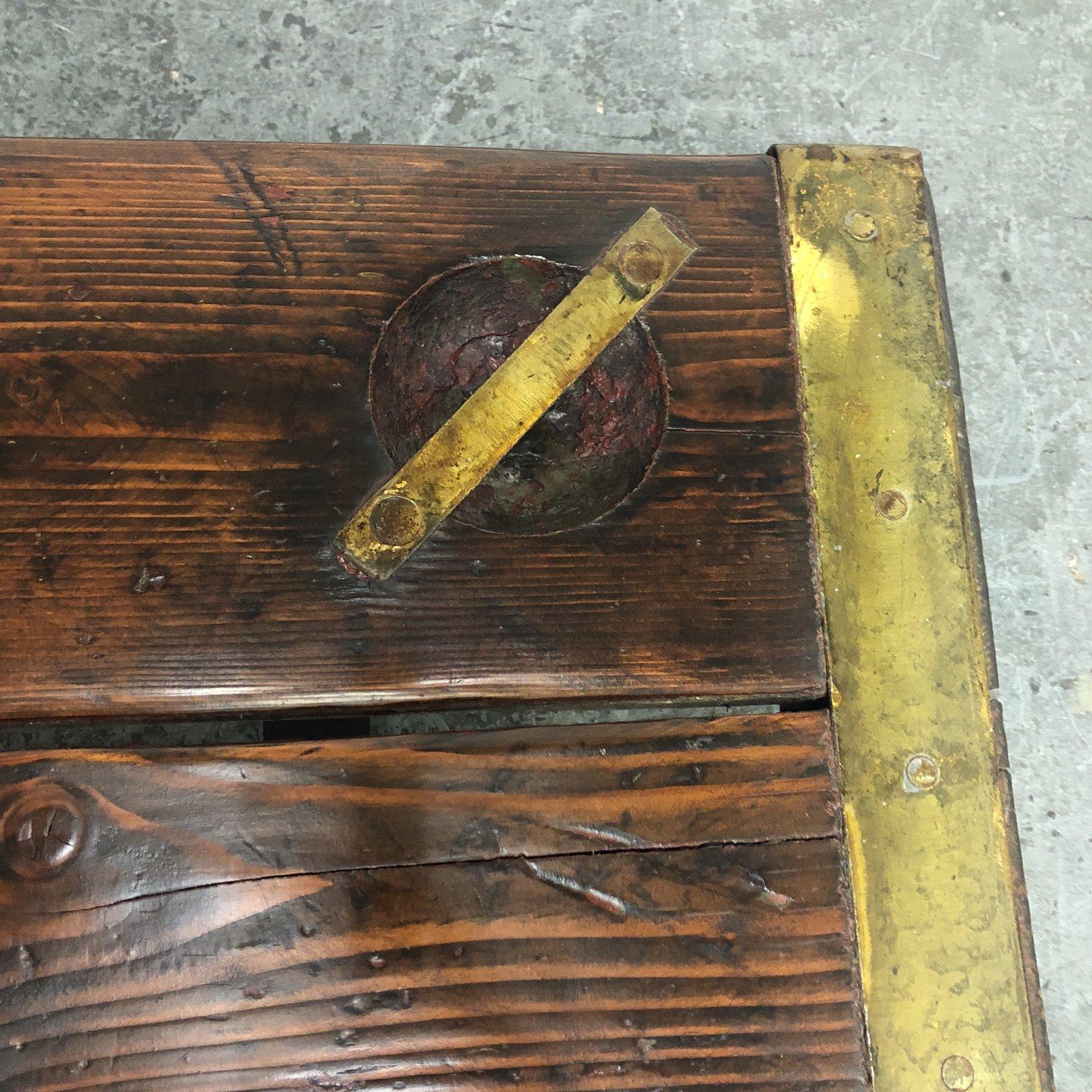 World War II Custom Liberty Ship Hatch Cover Coffee Table In Good Condition For Sale In San Francisco, CA