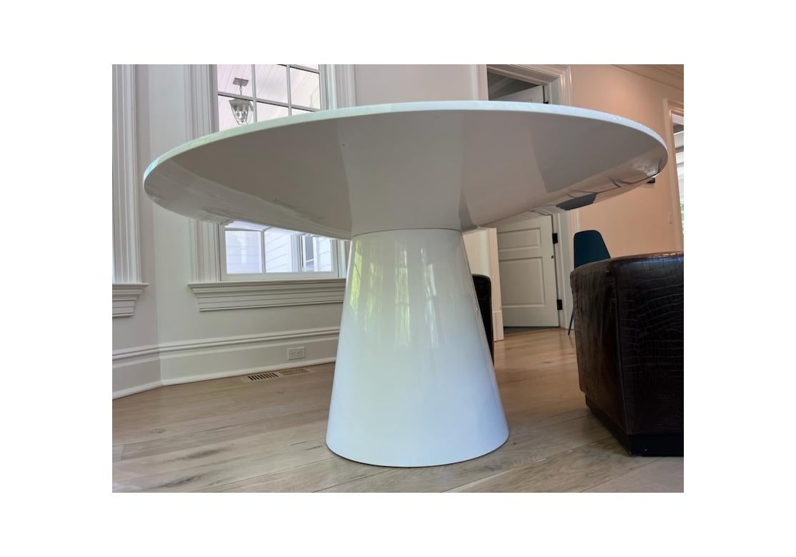 Worlds Away White Lacquer Dining Or Center Table  In Fair Condition For Sale In Bridgeport, CT