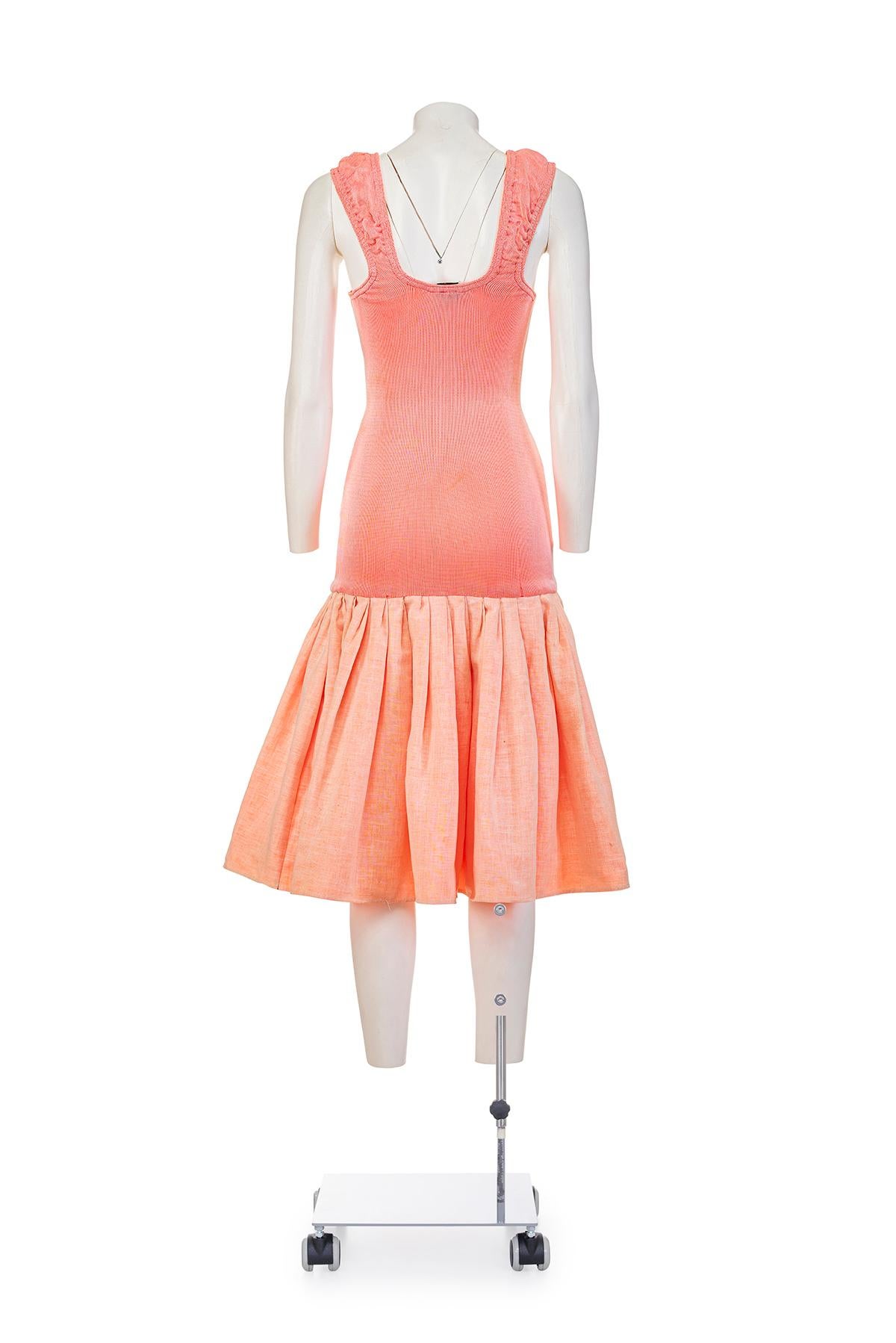 WORLDS END BY VIVIENNE WESTWOOD SS 84 icónico y raro vestido fluorescente Orange en venta