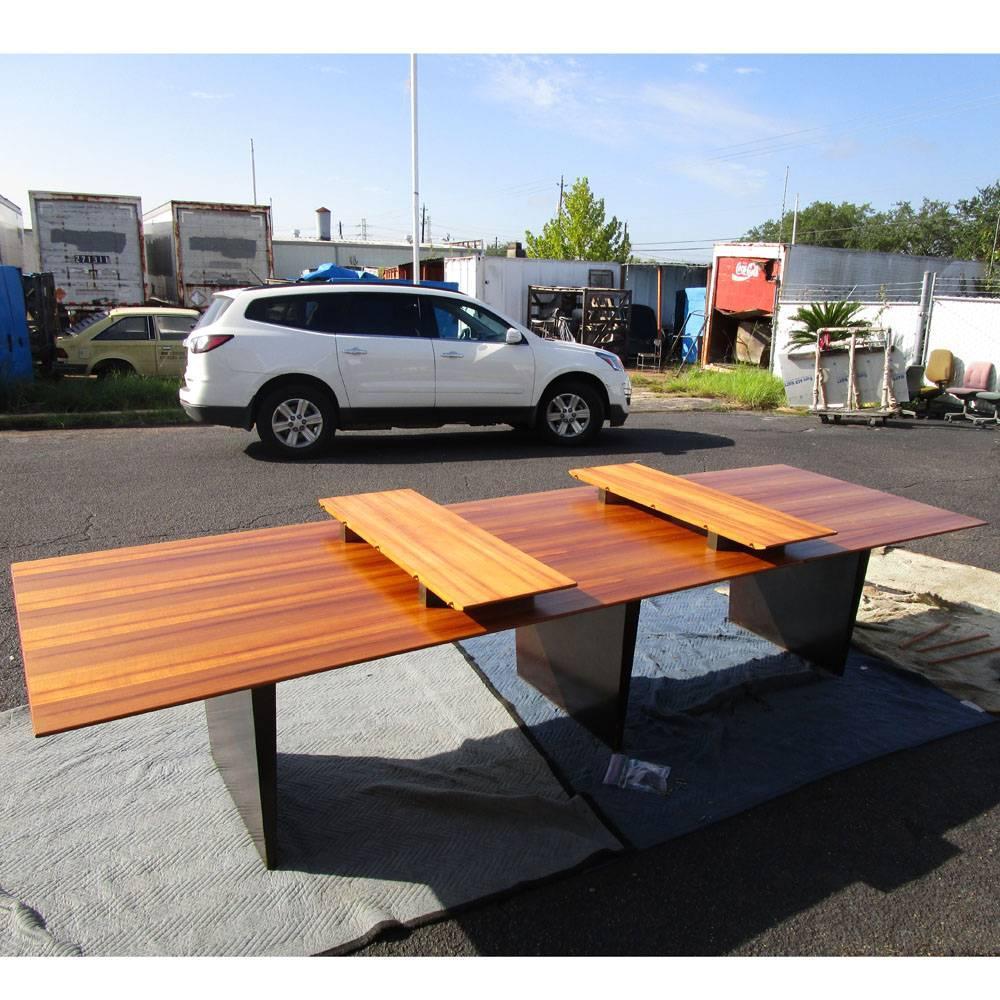  Wormley Tawi Dining Table for Dunbar. Can be configured into 4 different sizes. For Sale 3