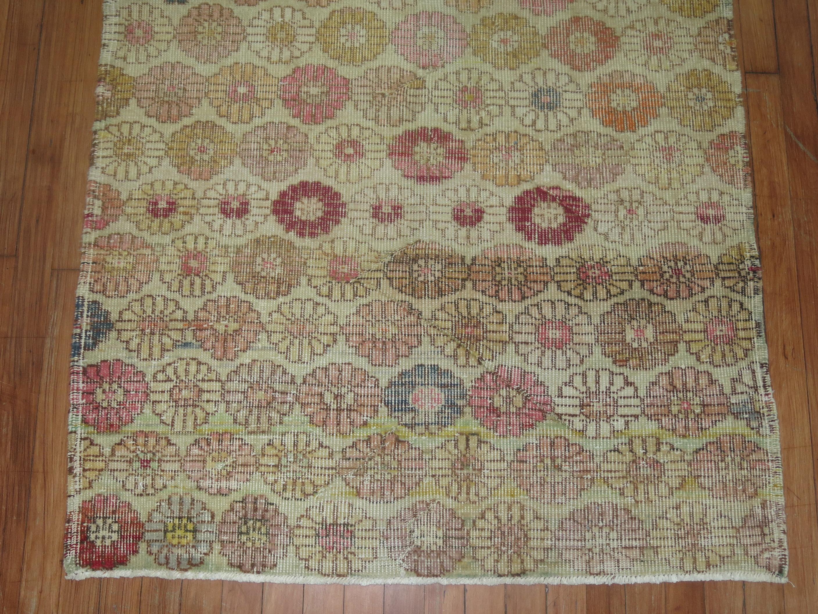 Worn Turkish Deco Rug In Good Condition For Sale In New York, NY