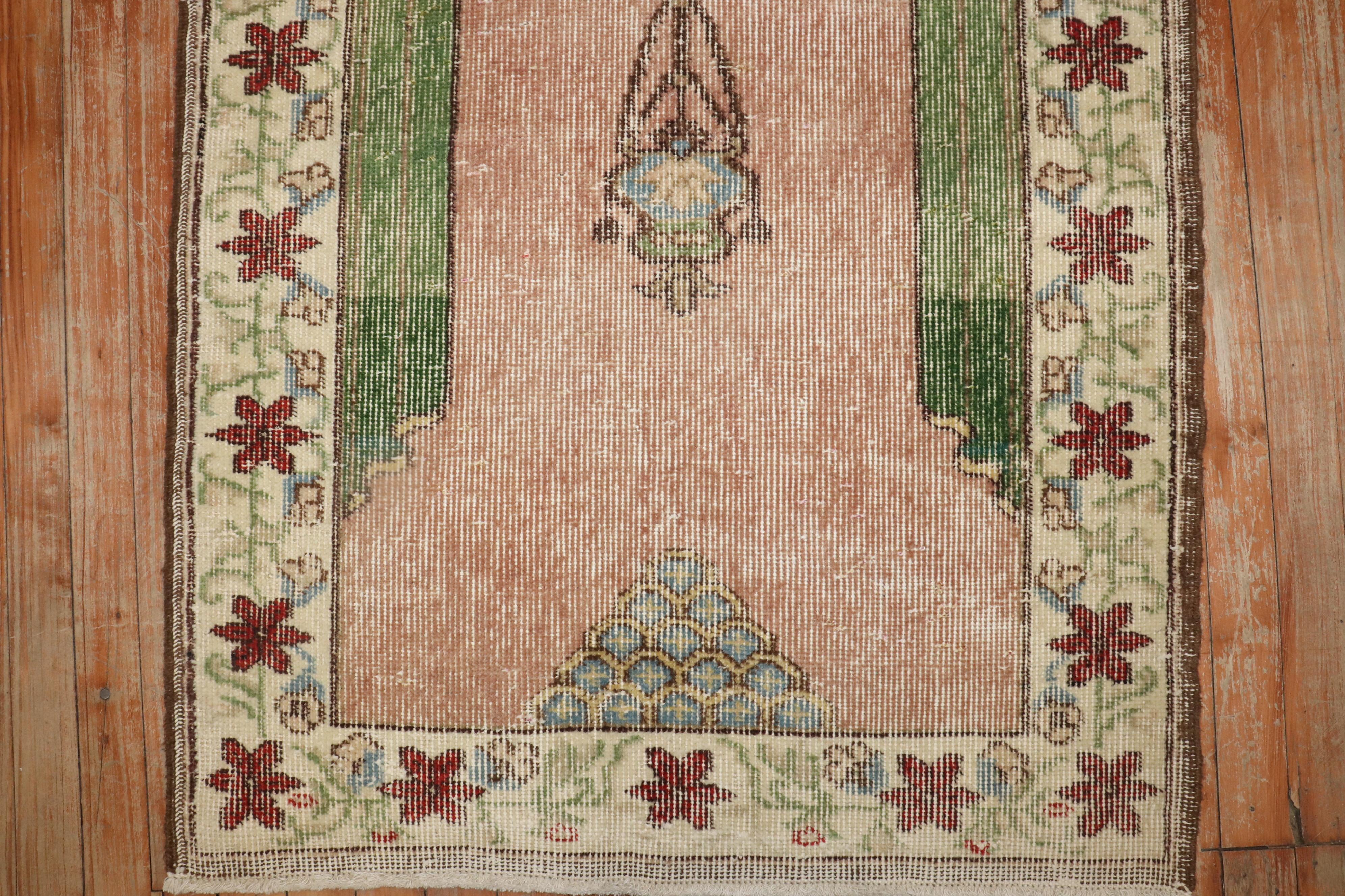 An interesting Turkish Anatolian worn prayer rug.

Measures: 2'10'' x 4'1''.