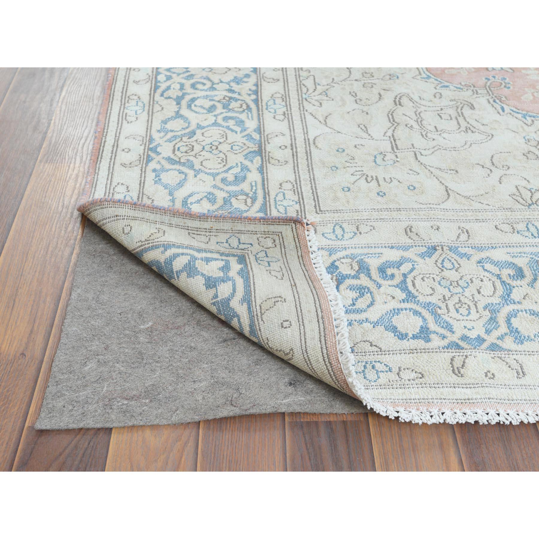 Lana Desgastada, Recortada Fina, Anudada a Mano, Rojo Desteñido, Alfombra Persa Kerman Vintage Anudado a mano en venta