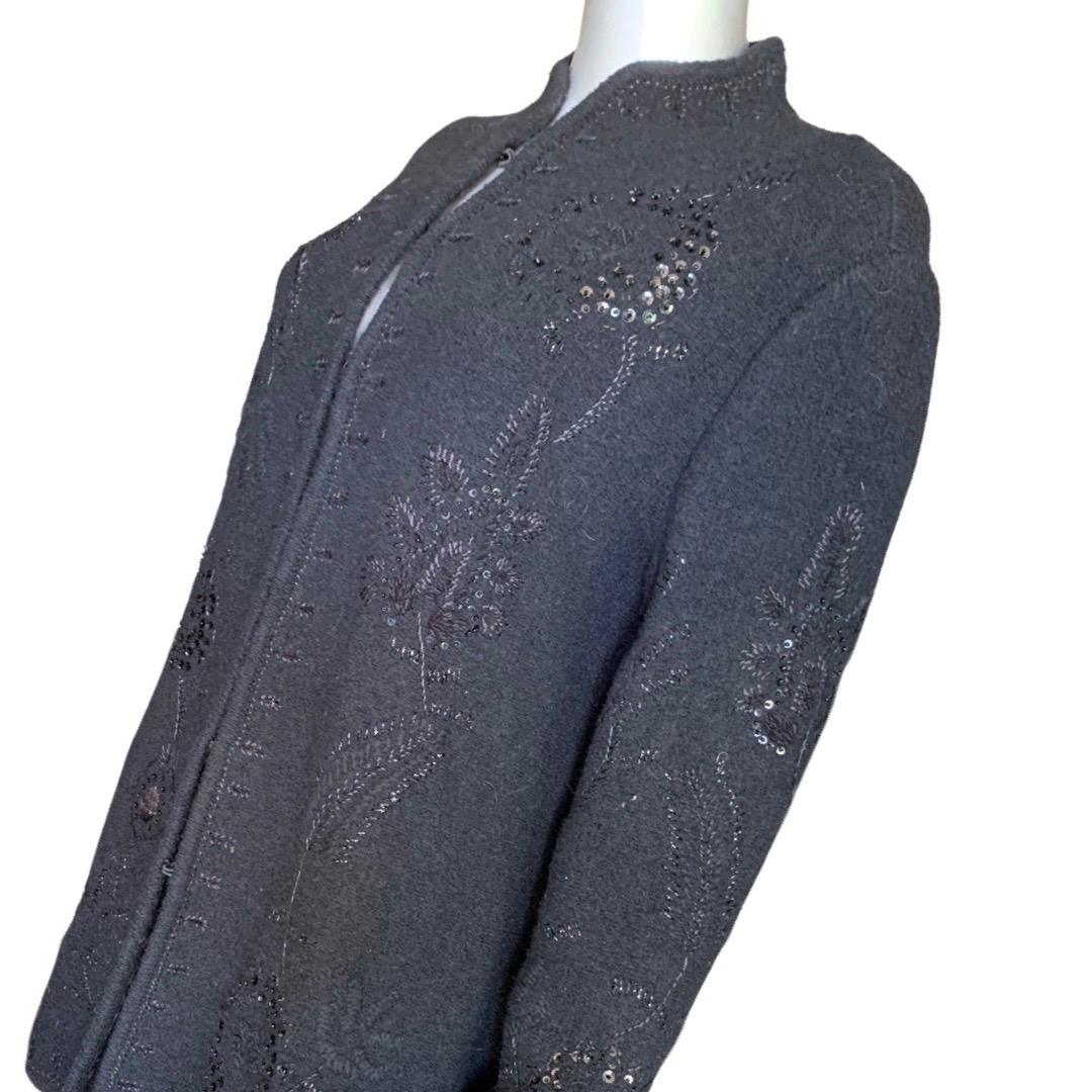 Worth New York Black Embroidered and Sequin Embellished Knit Jacket, Size Large For Sale 3