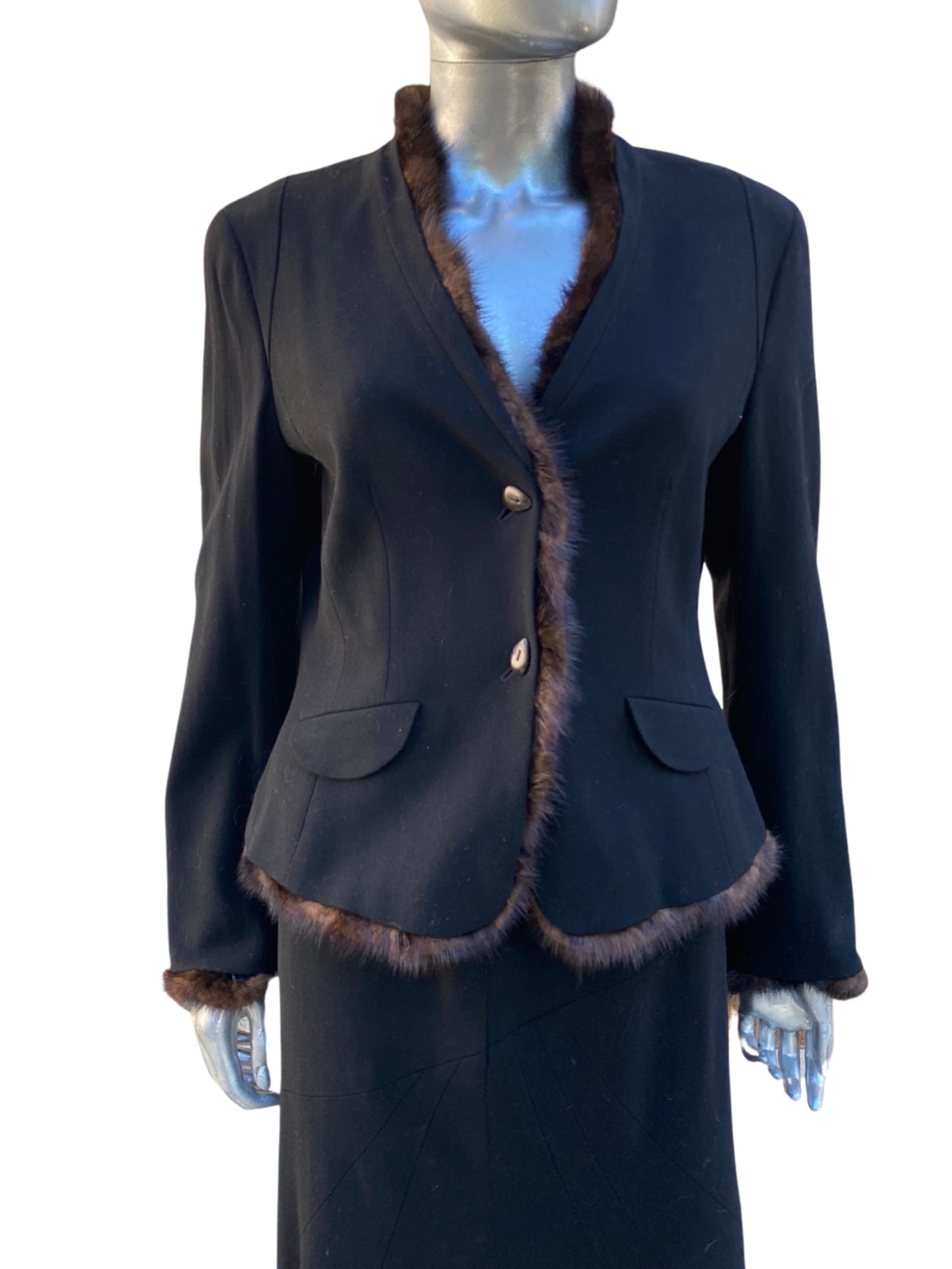 Worth New York CHIC! Black Wool Crepe Suit w/ Mink Trim Jacket Sz 12/14 For Sale 6