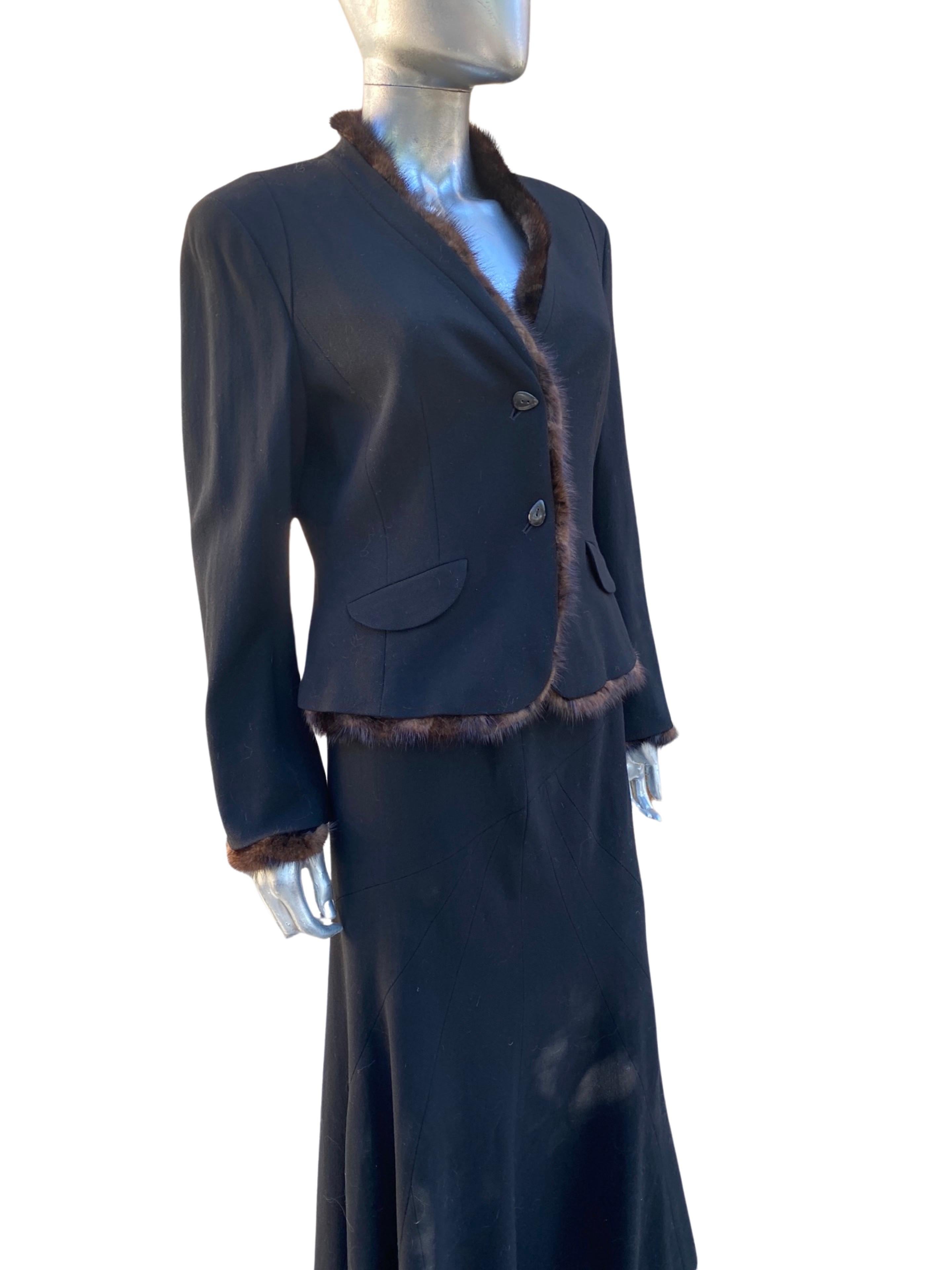 Worth New York CHIC! Black Wool Crepe Suit w/ Mink Trim Jacket Sz 12/14 For Sale 7