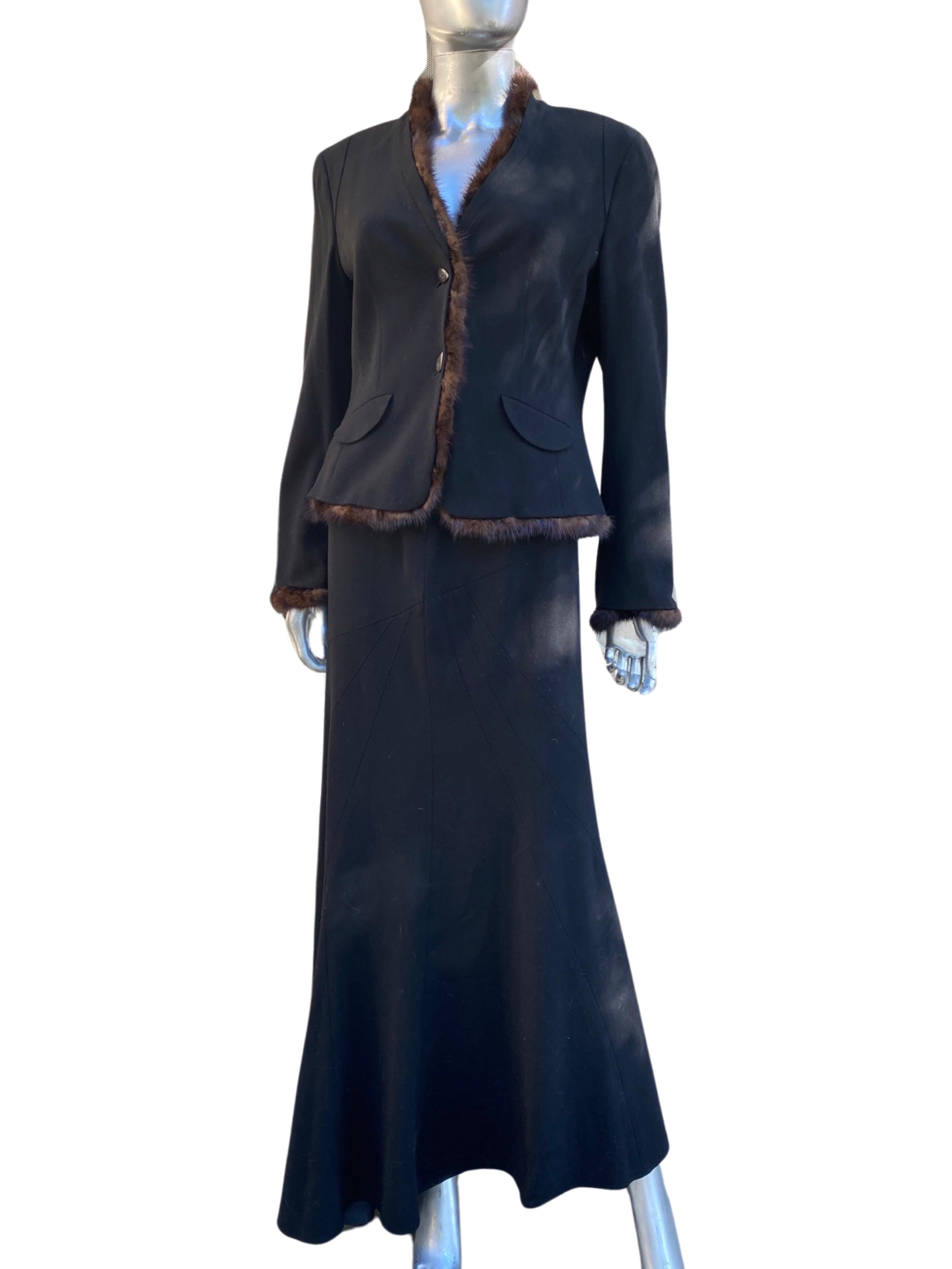 Women's or Men's Worth New York CHIC! Black Wool Crepe Suit w/ Mink Trim Jacket Sz 12/14 For Sale