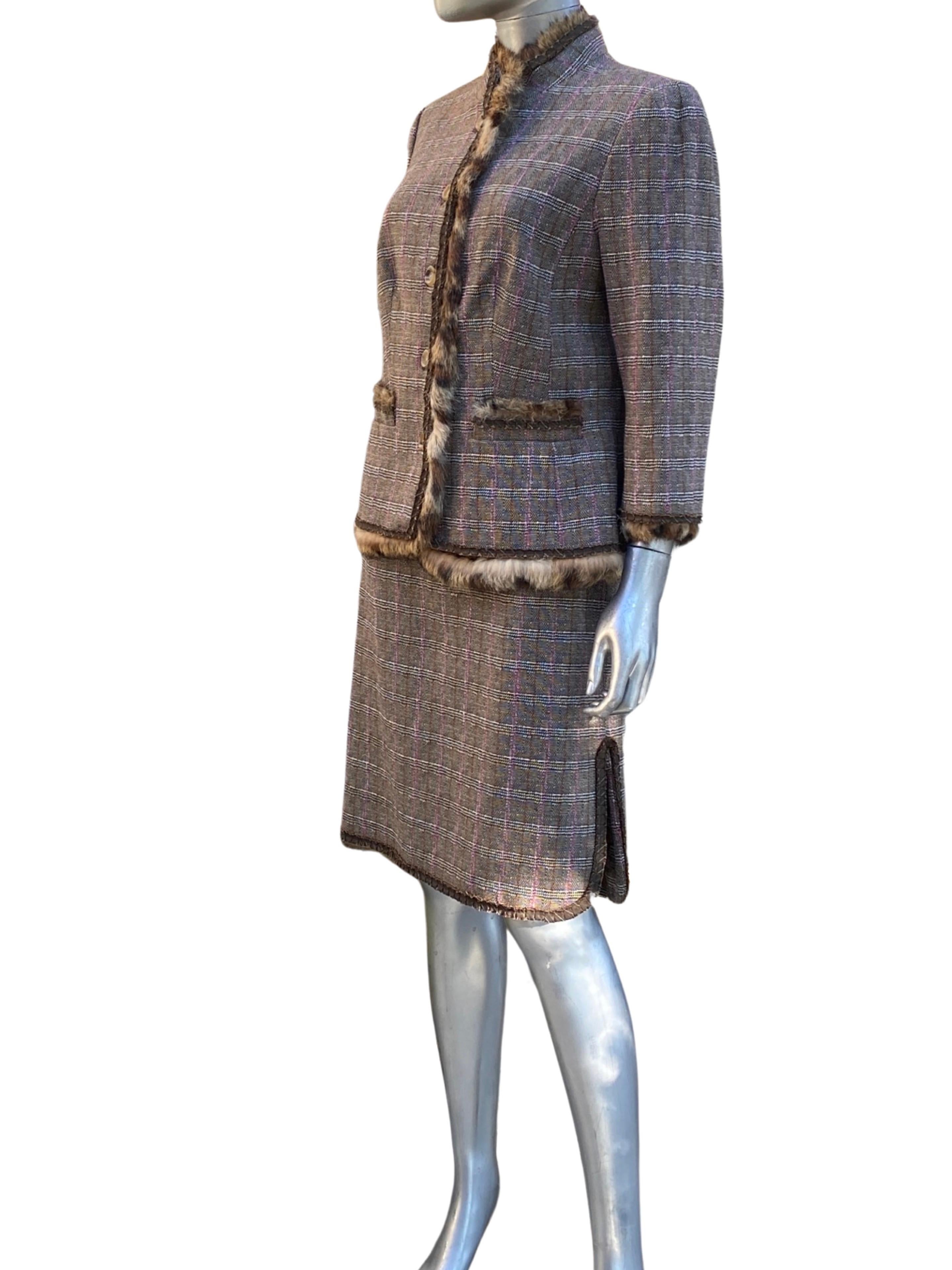 Women's Worth New York Chic Brown/Lilac Plaid Suit w/  Fur Trim Jacket Size 10/12 For Sale