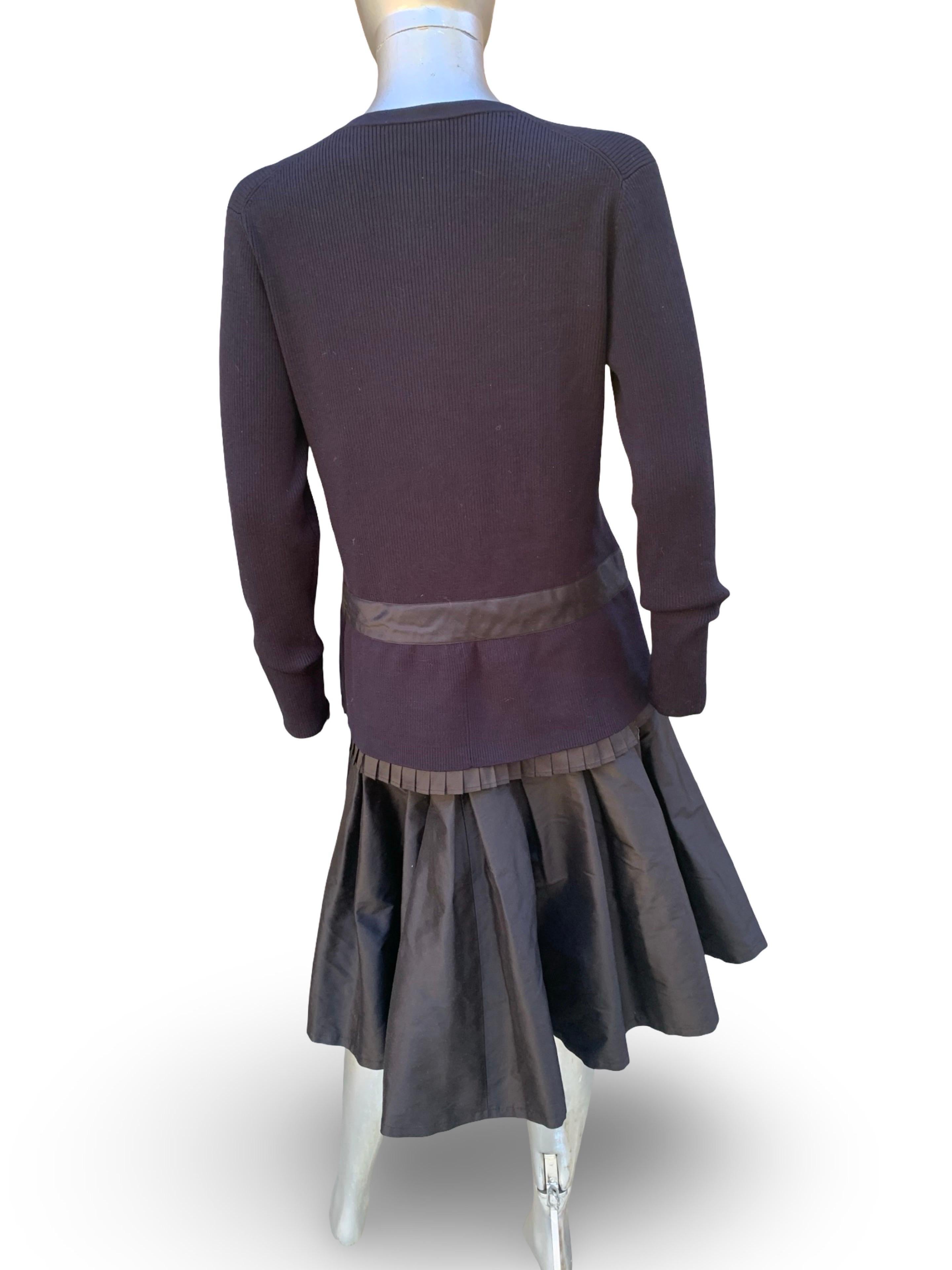 Women's Worth NY 2 Piece Black Silk Sweater and Box Pleated Skirt Set Size 10/M For Sale