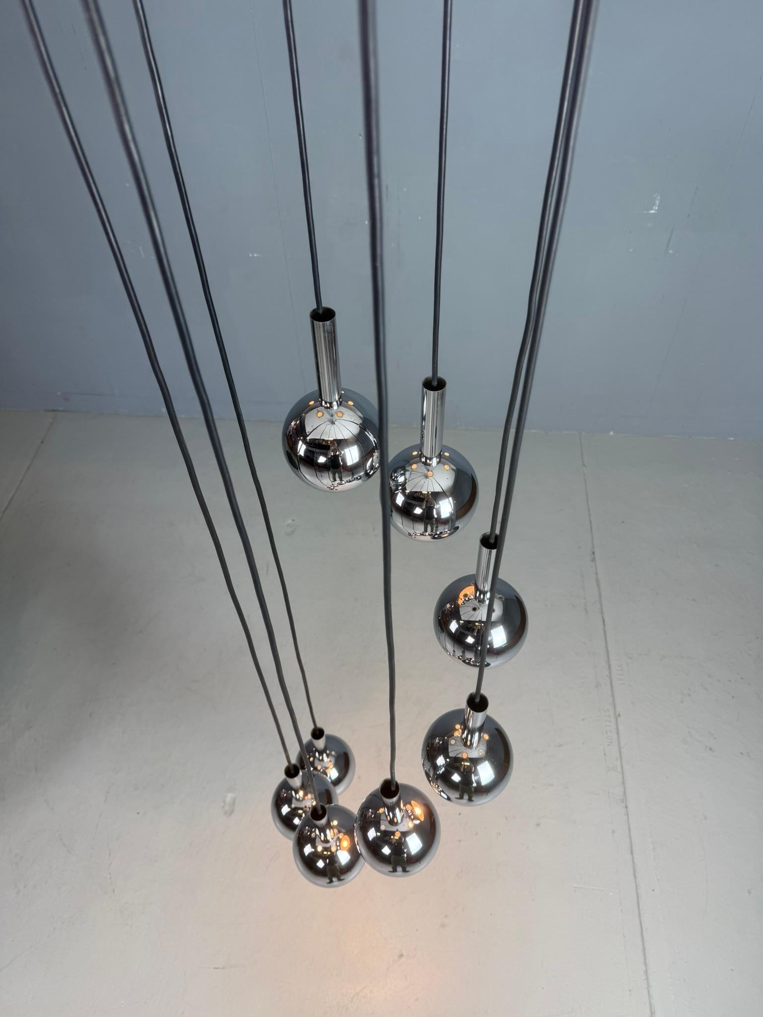 Wortmann & Filz cascade chandelier chroom, space age 1970s In Good Condition For Sale In The Hague, NL