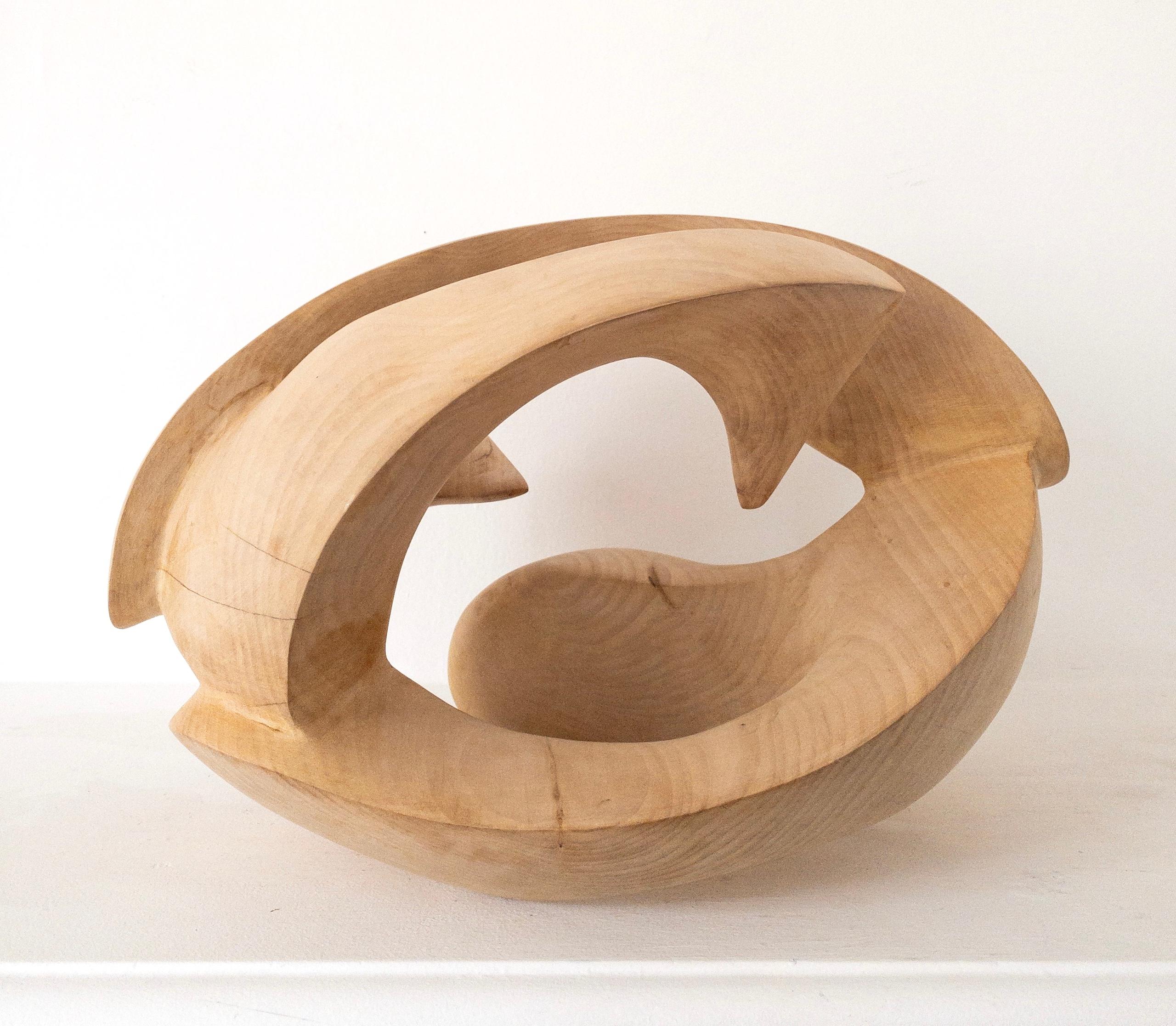Exploring Space I by Wouter van der Vlugt - Wood sculpture, chestnut, movement For Sale 3