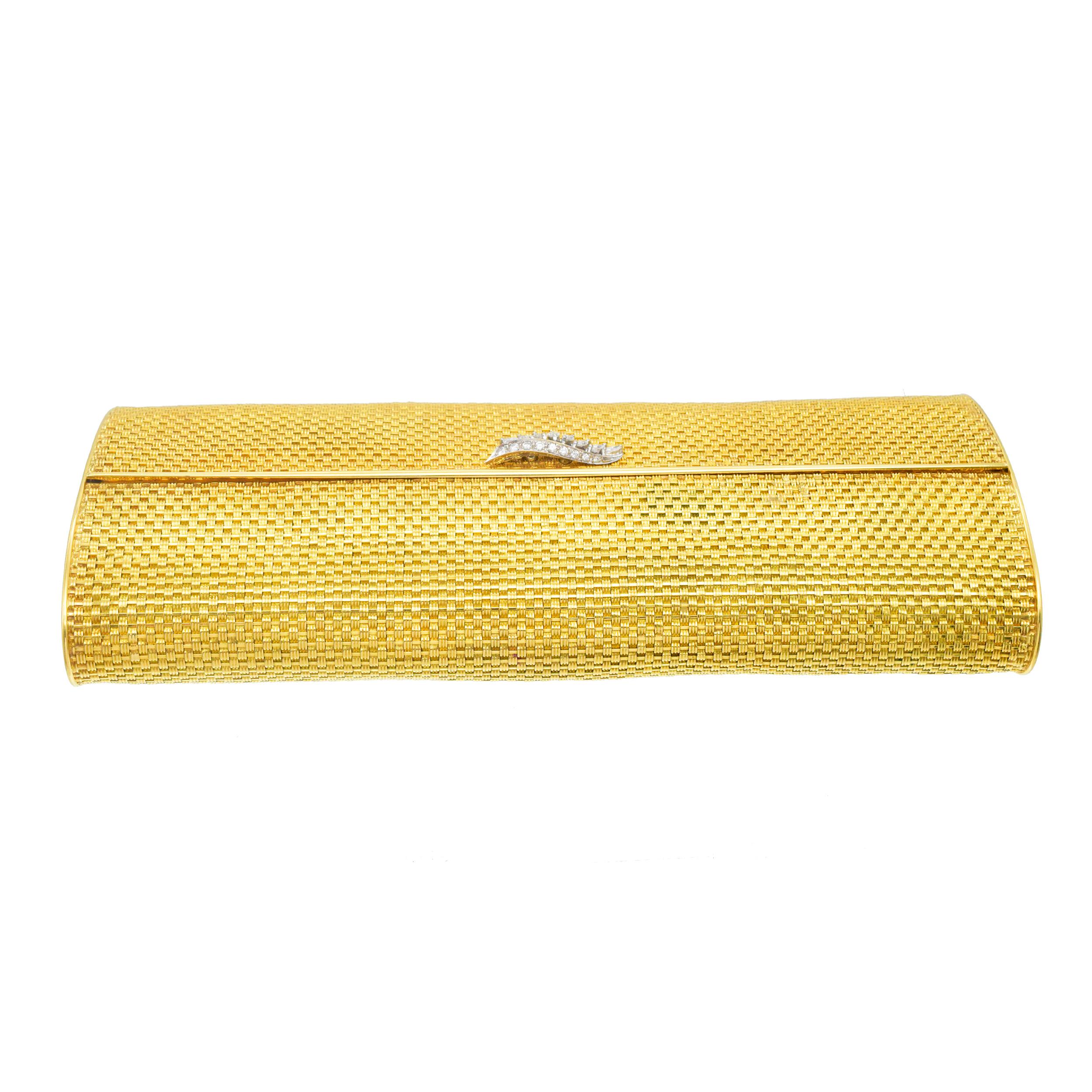 Pochette tissée en or jaune 18k et diamants. en vente 1