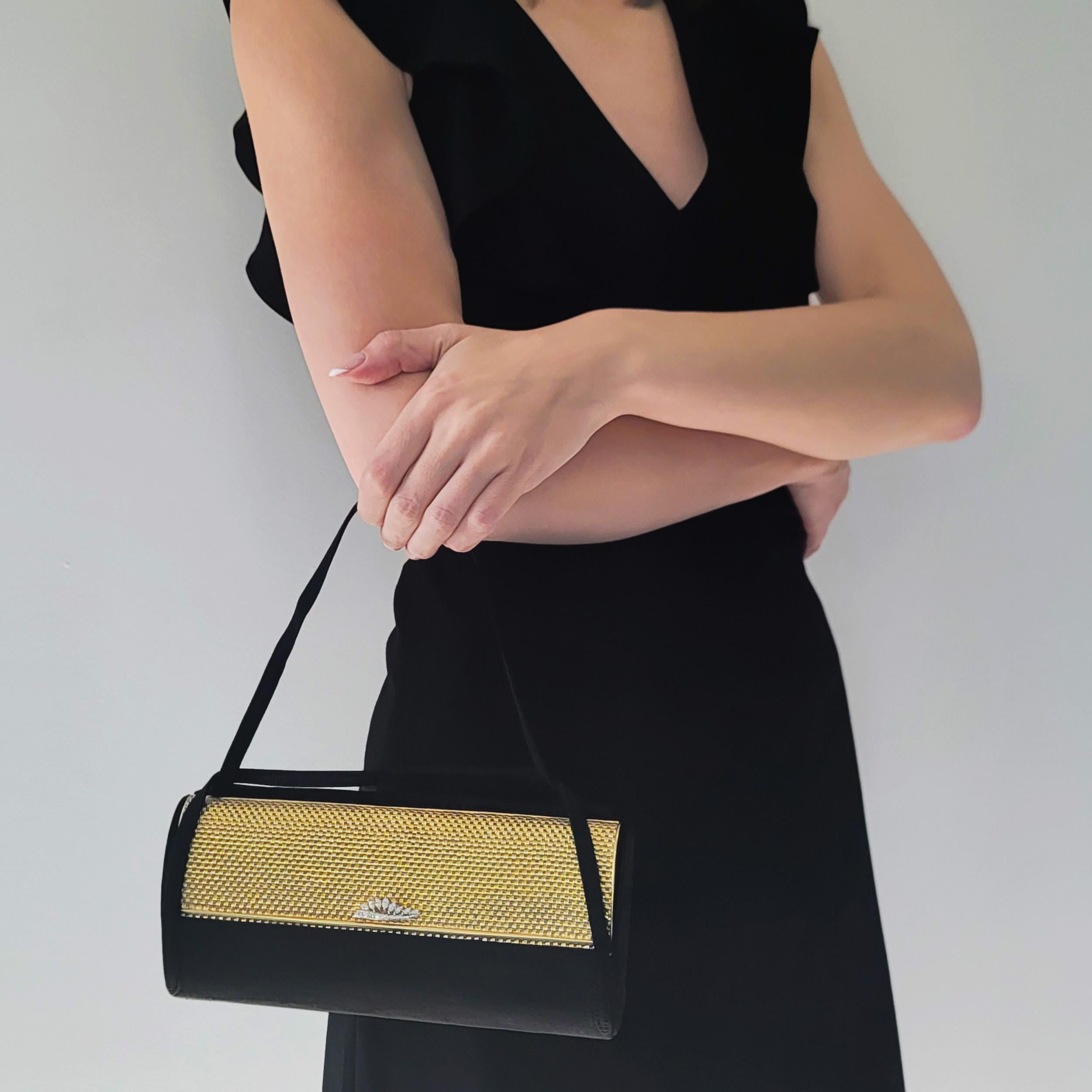 Pochette tissée en or jaune 18k et diamants. en vente 4