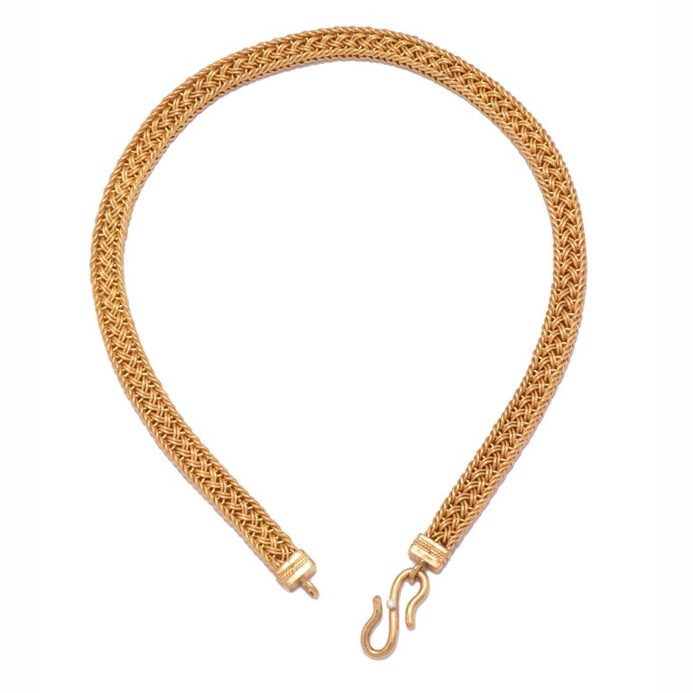 Woven 22 Karat Gold Necklace For Sale at 1stDibs