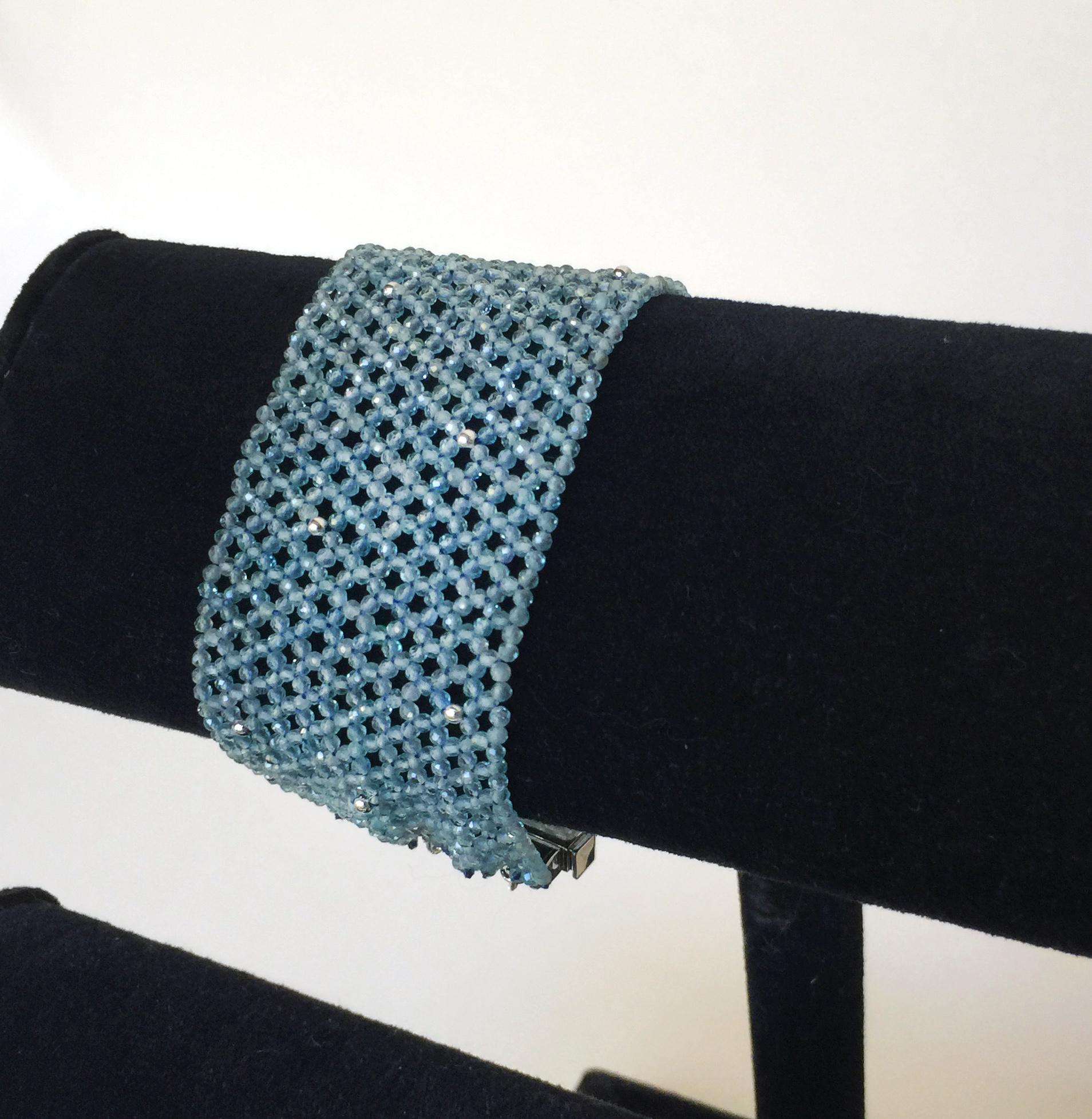Marina J. Woven Aquamarine & 14K Gold Cuff Bracelet with Sterling Silver Clasp In New Condition In Los Angeles, CA