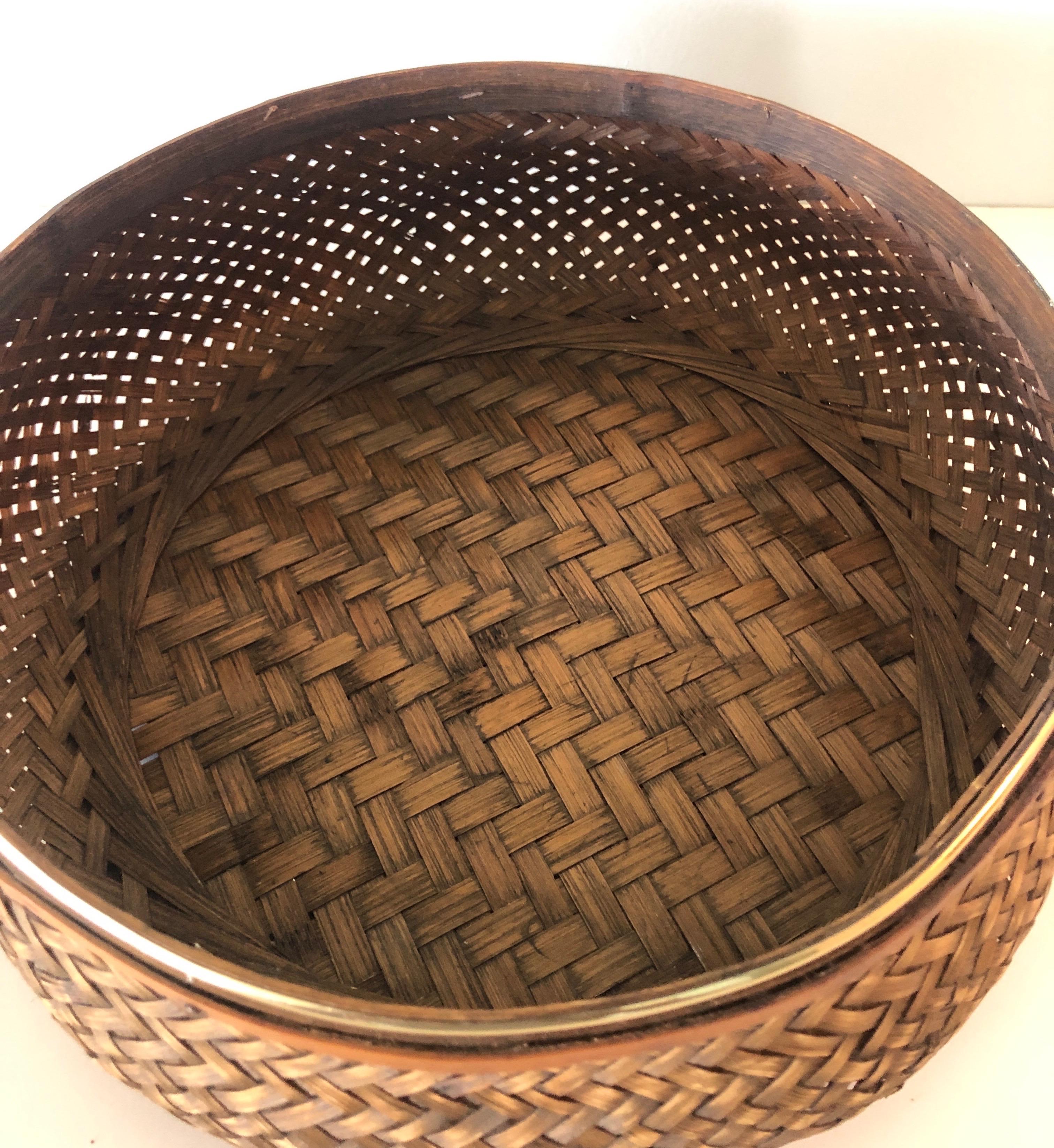 woven serving baskets