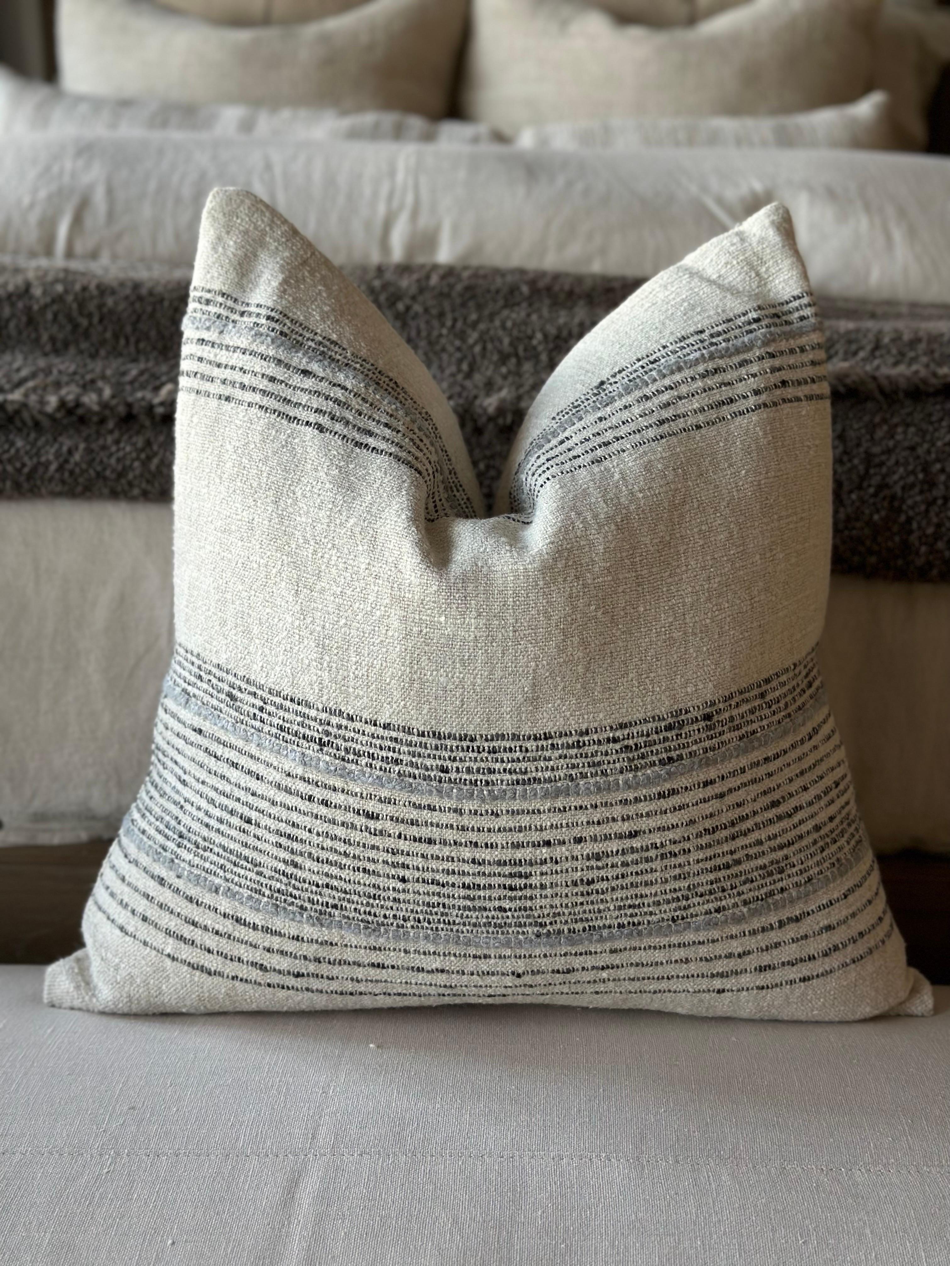 Woven in Belgium using traditional weaving techniques, Davis features a Belgian Linen warp and alternating Belgian Linen/Mixed Fiber weft. The alternating wefts create a stripe that plays with both texture and color. Davis pillows feature horizontal