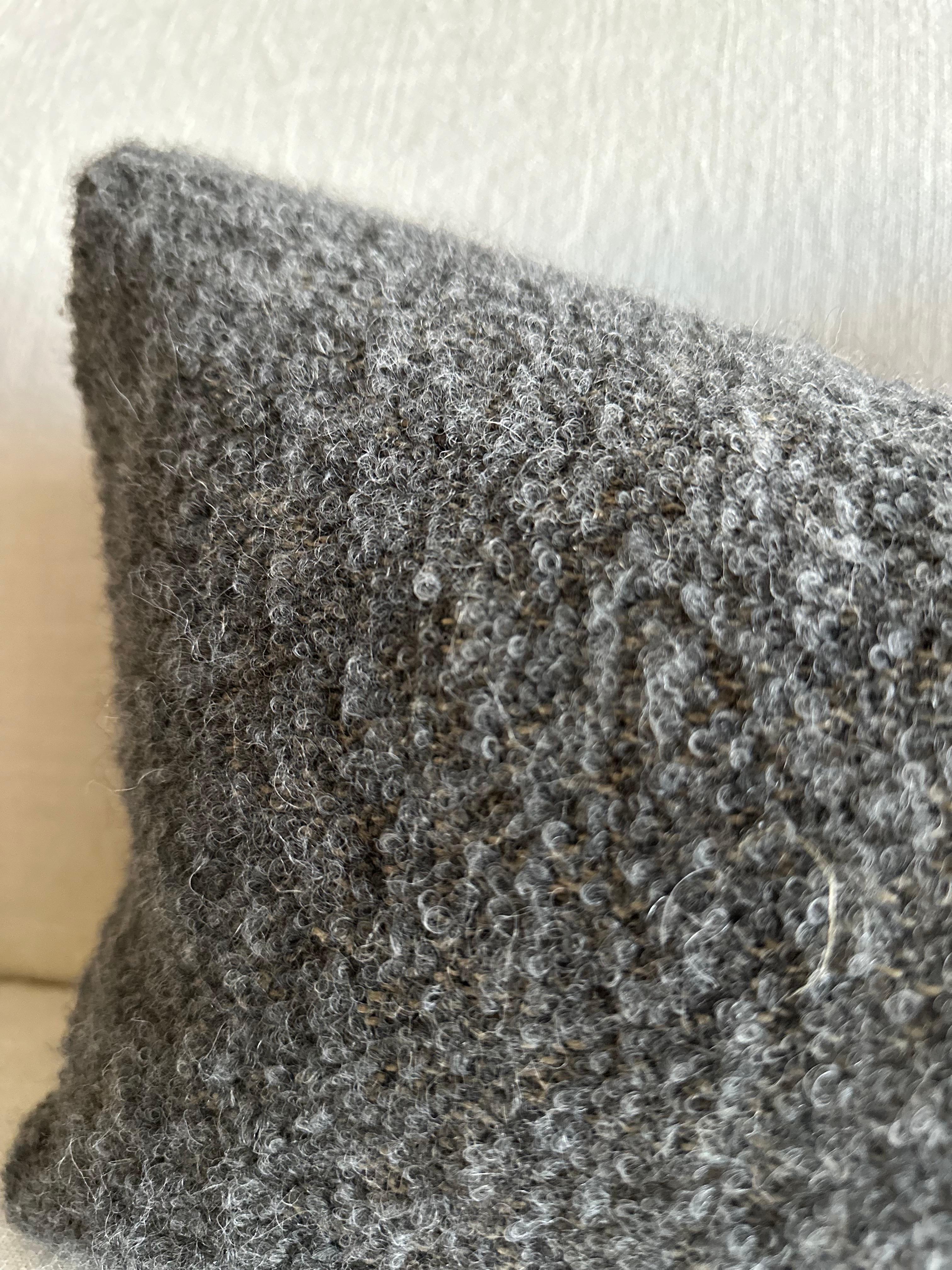 Contemporary Woven Belgium Wool and Linen Lumbar Pillow in Smoke Boucle Fabric For Sale