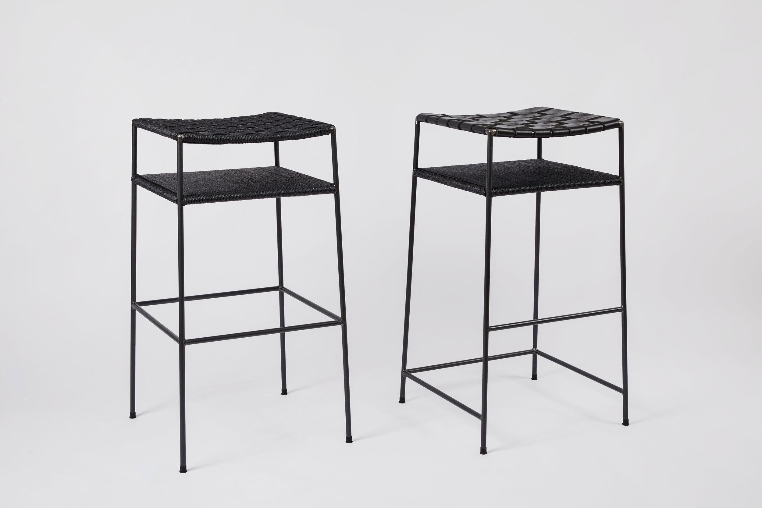 Barhocker aus gewebtem schwarzem Leder und dänischer Kordel im Zustand „Neu“ im Angebot in Venice, CA