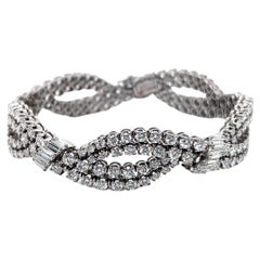 Pulsera tejida con diamantes en oro blanco de 18 quilates