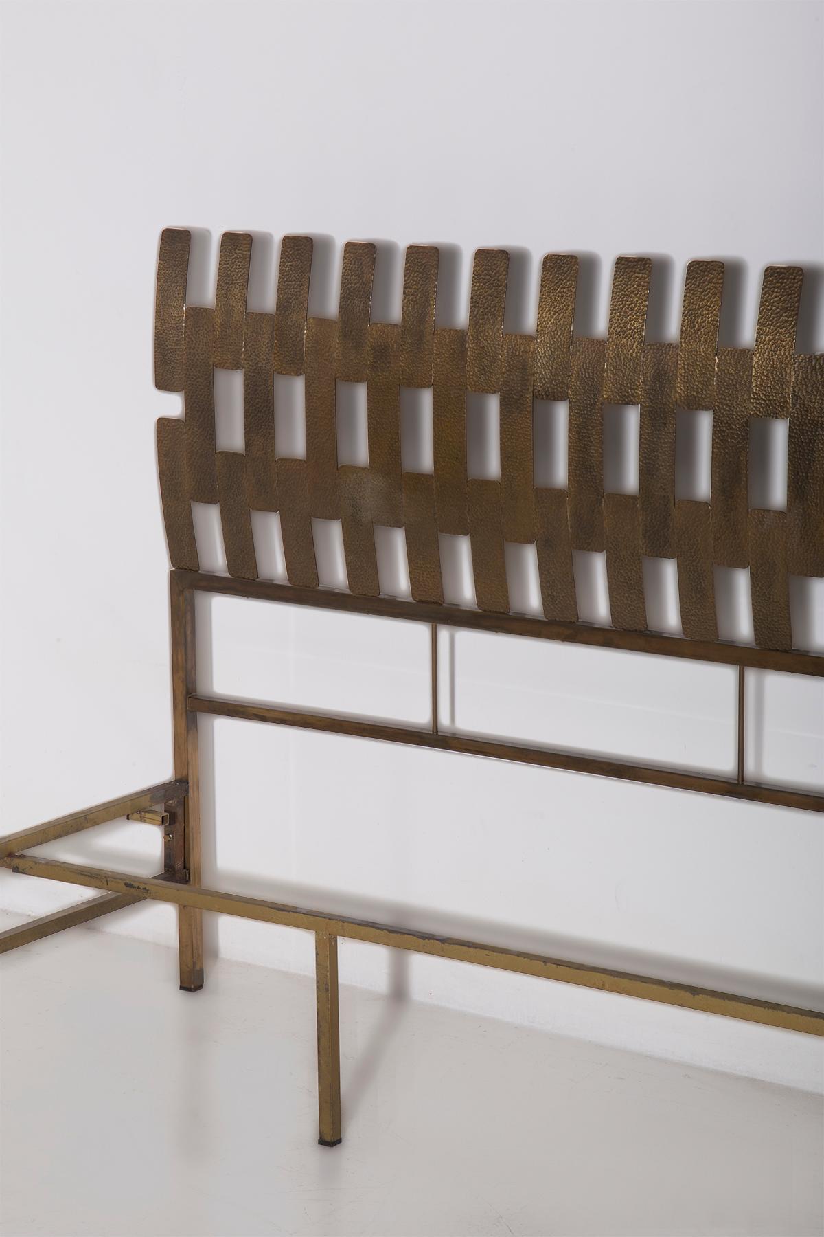 Woven brass headboard by Luciano Frigerio 3