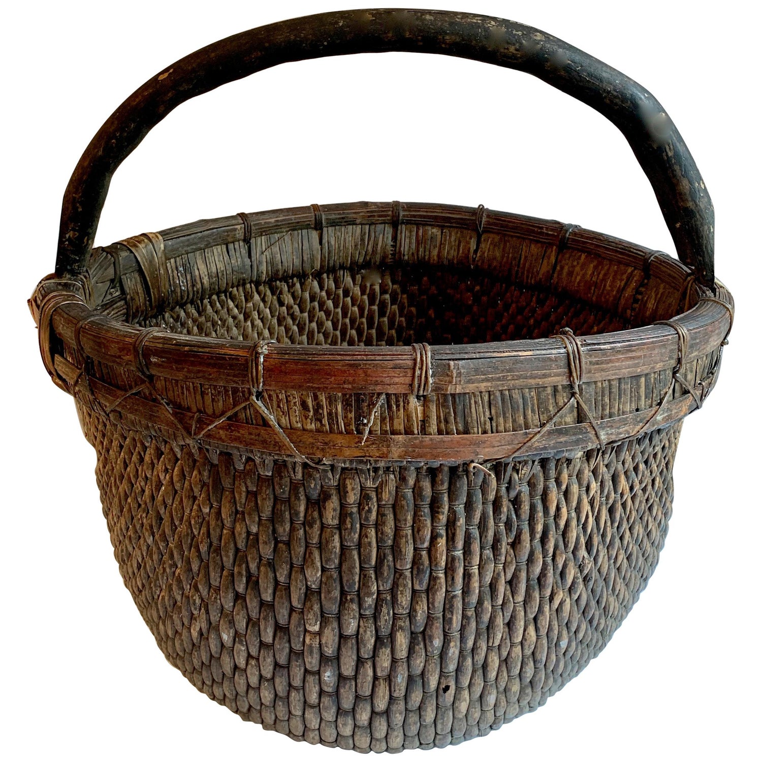 Woven Chinese Willow Basket with Handle For Sale at 1stDibs