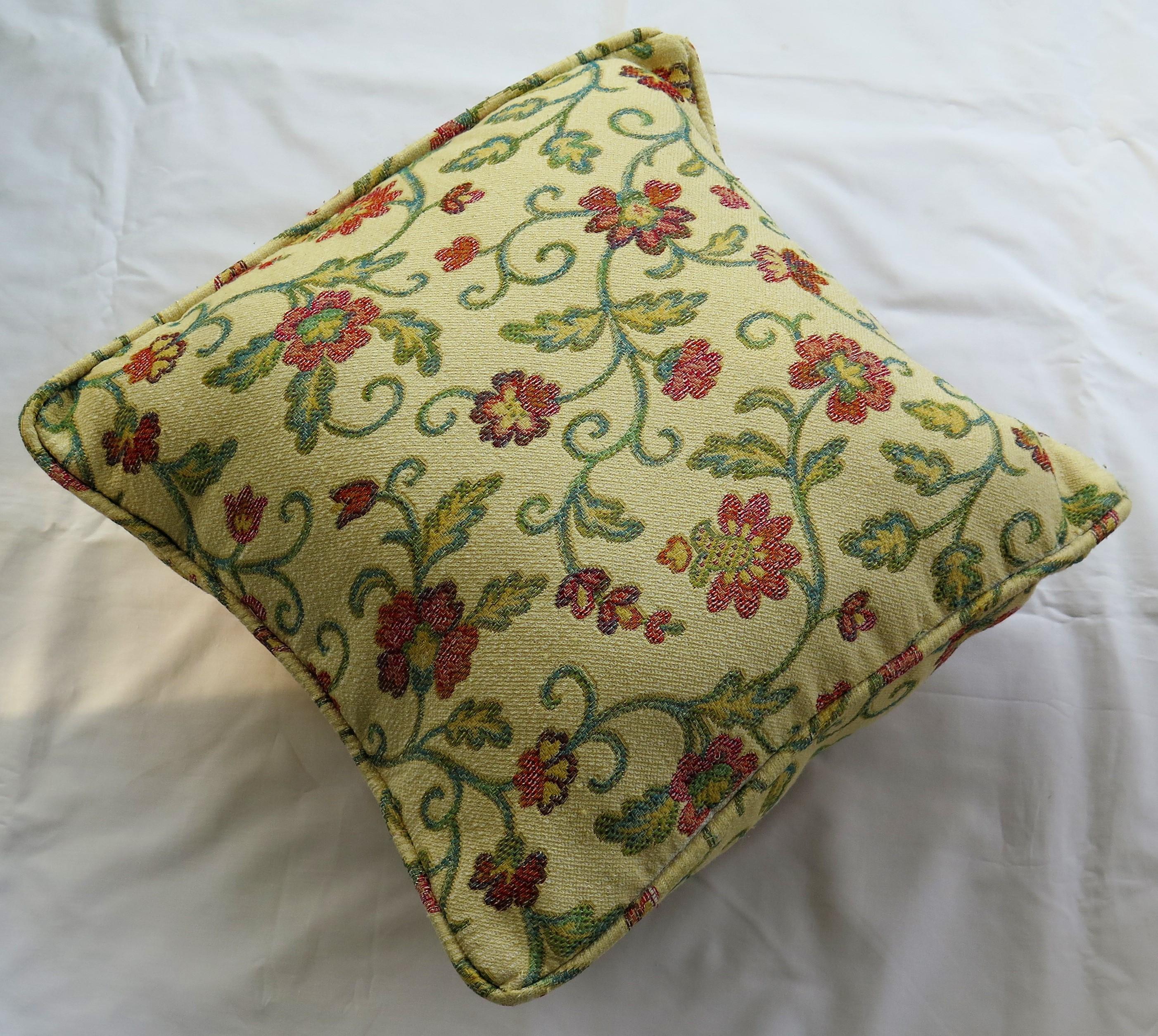 Woven Cushion or Pillow in Art Nouveau Floral Vine Style, 20th Century For Sale 1