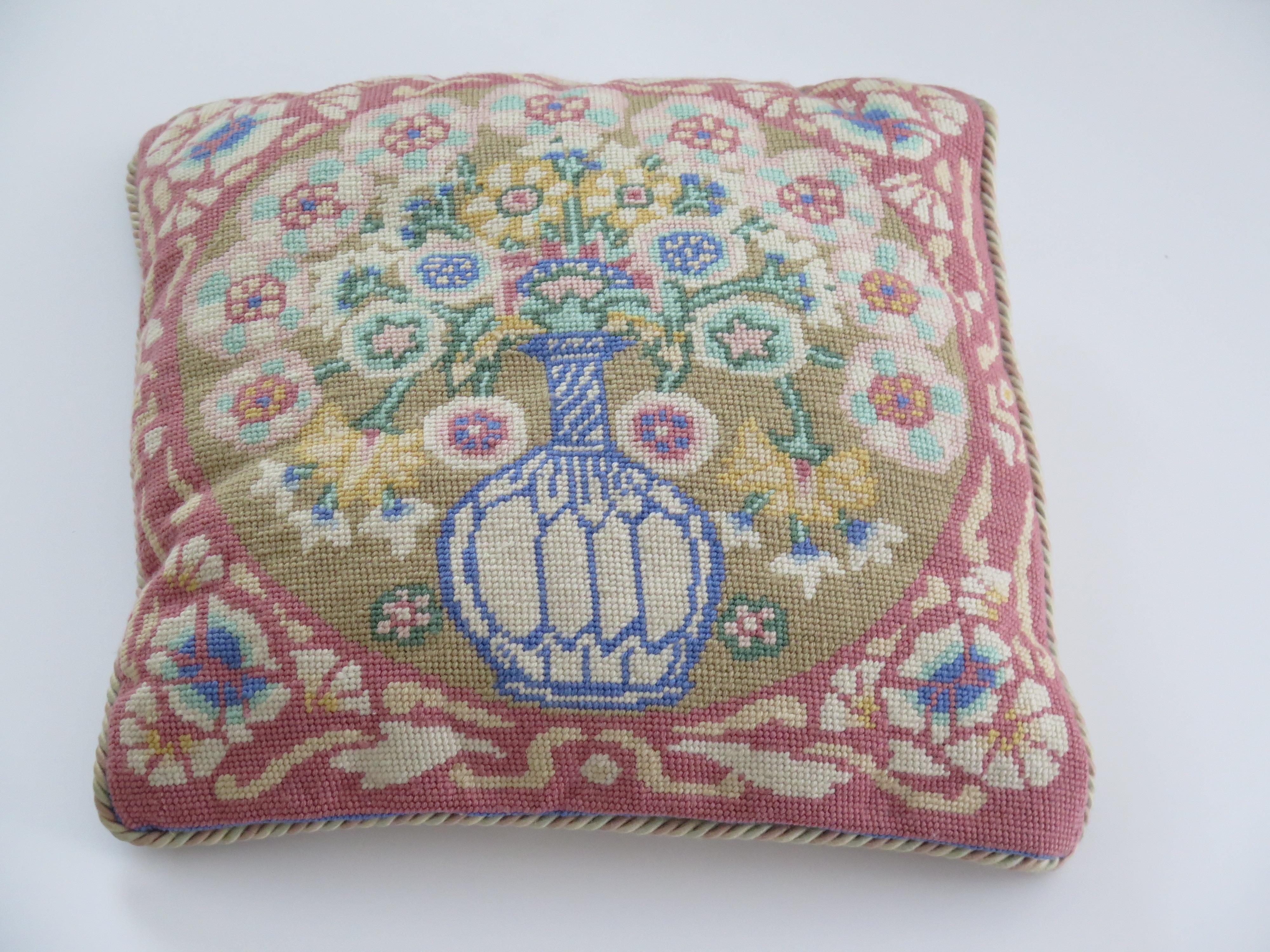 English Woven Cushion or Pillow with Flower Vase pattern in pastel shades, Circa 1930s For Sale