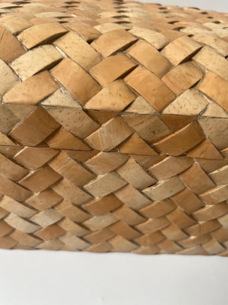 Woven Faux Cane Box In Good Condition For Sale In West Palm Beach, FL