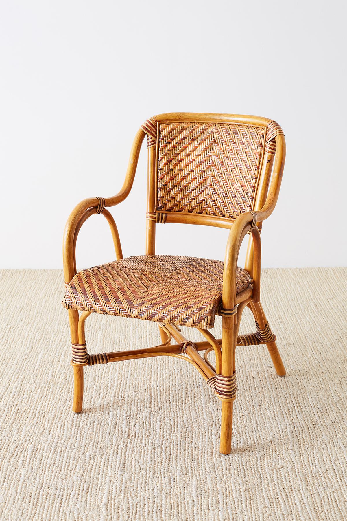 Woven French Bistro Style Rattan Dining Chairs In Good Condition In Rio Vista, CA