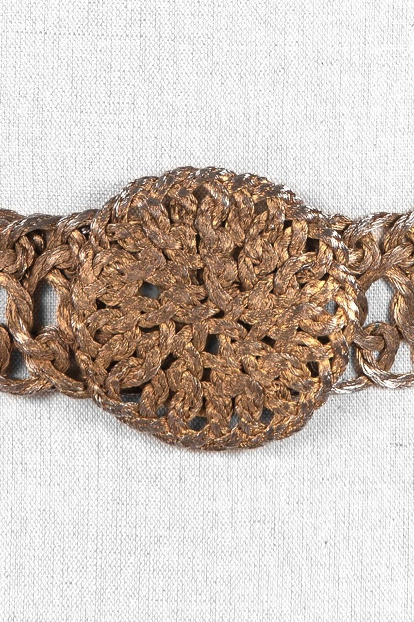 Woven Silvery Gold Tone Metal Thread Buckle and Belt c. 1970s In Excellent Condition For Sale In Munich, DE