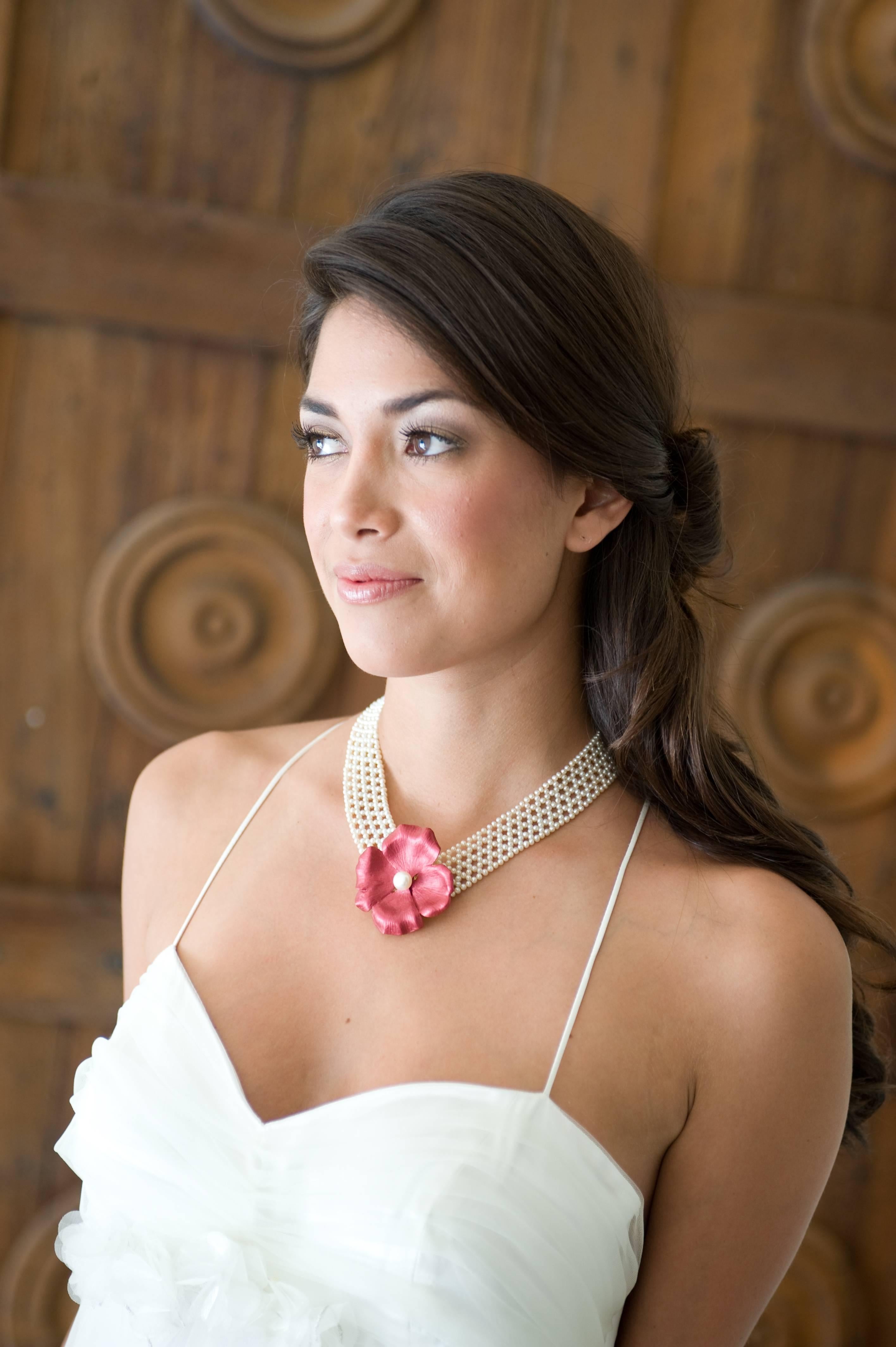 Collar de perlas tejidas, de varios soportes, con cierre de oro en venta 1