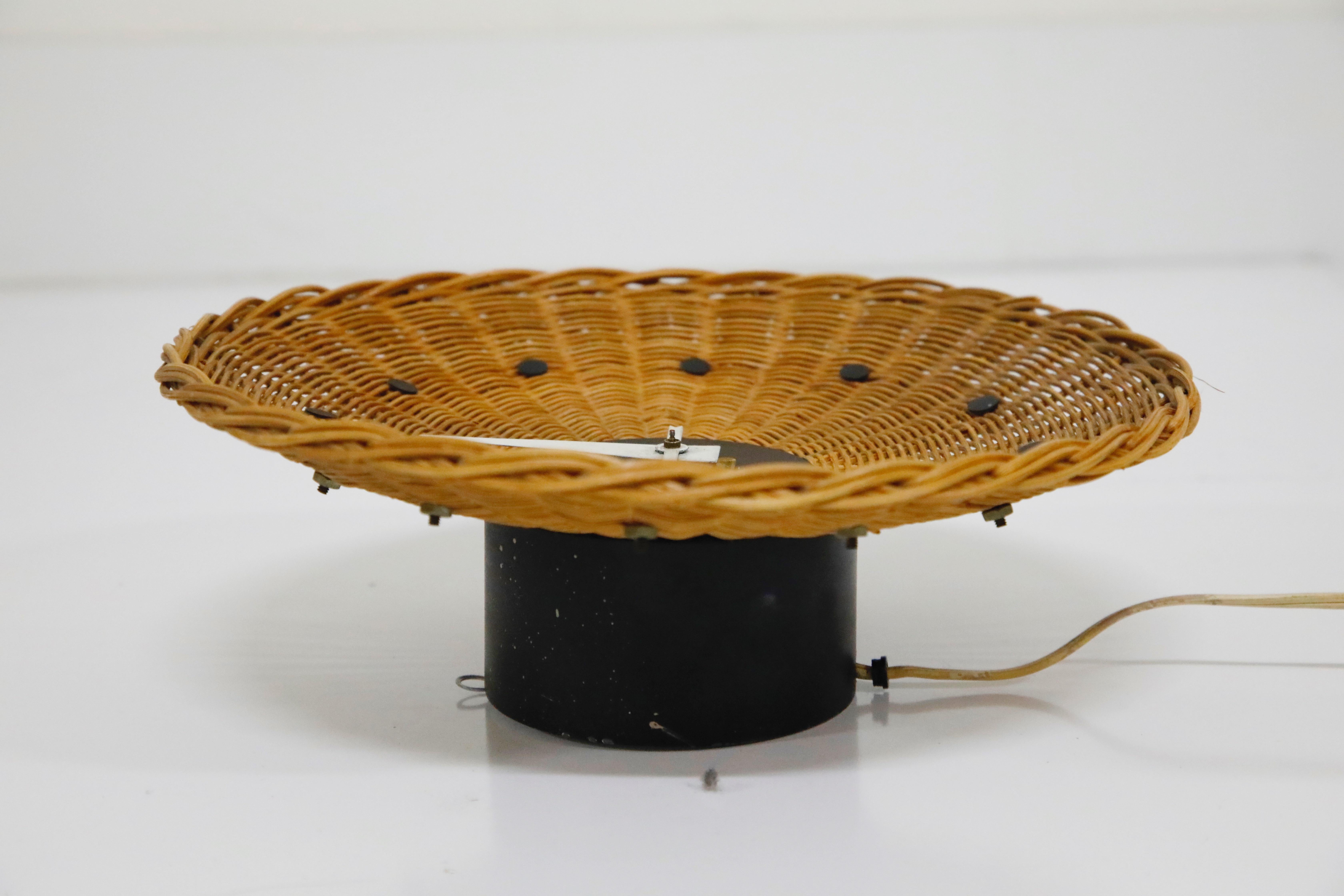 Woven Rattan 'Basket Clock' by George Nelson for Howard Miller, 1950s, Rare In Good Condition In Los Angeles, CA