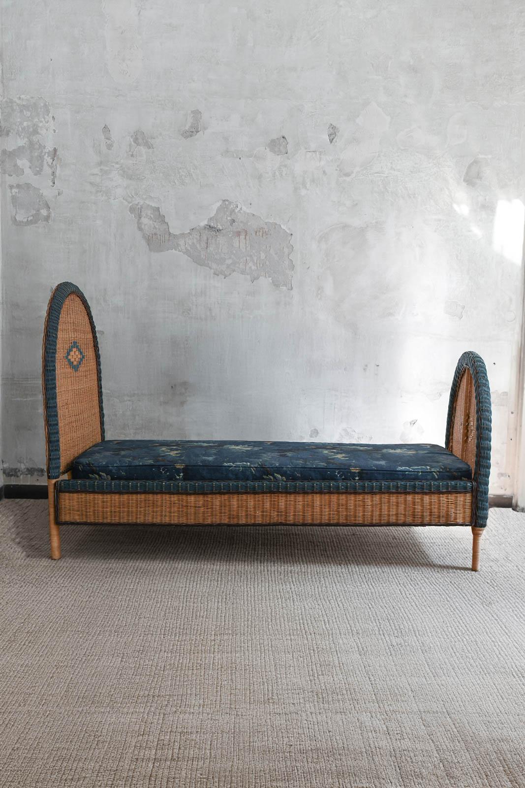 Woven Rattan Single Bed, 1980
Product Details
Includes a cushion in Dedar fabric – model “Schwarzwald” Bleu Nuit.
Dimensions: 100 W x 137 H x 206 D cm
Cushion is NOT included, if you are interested in purchasing the cushion, please contact us.
The