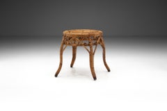 Geflochtener Rattanhocker, Europa Anfang 20.