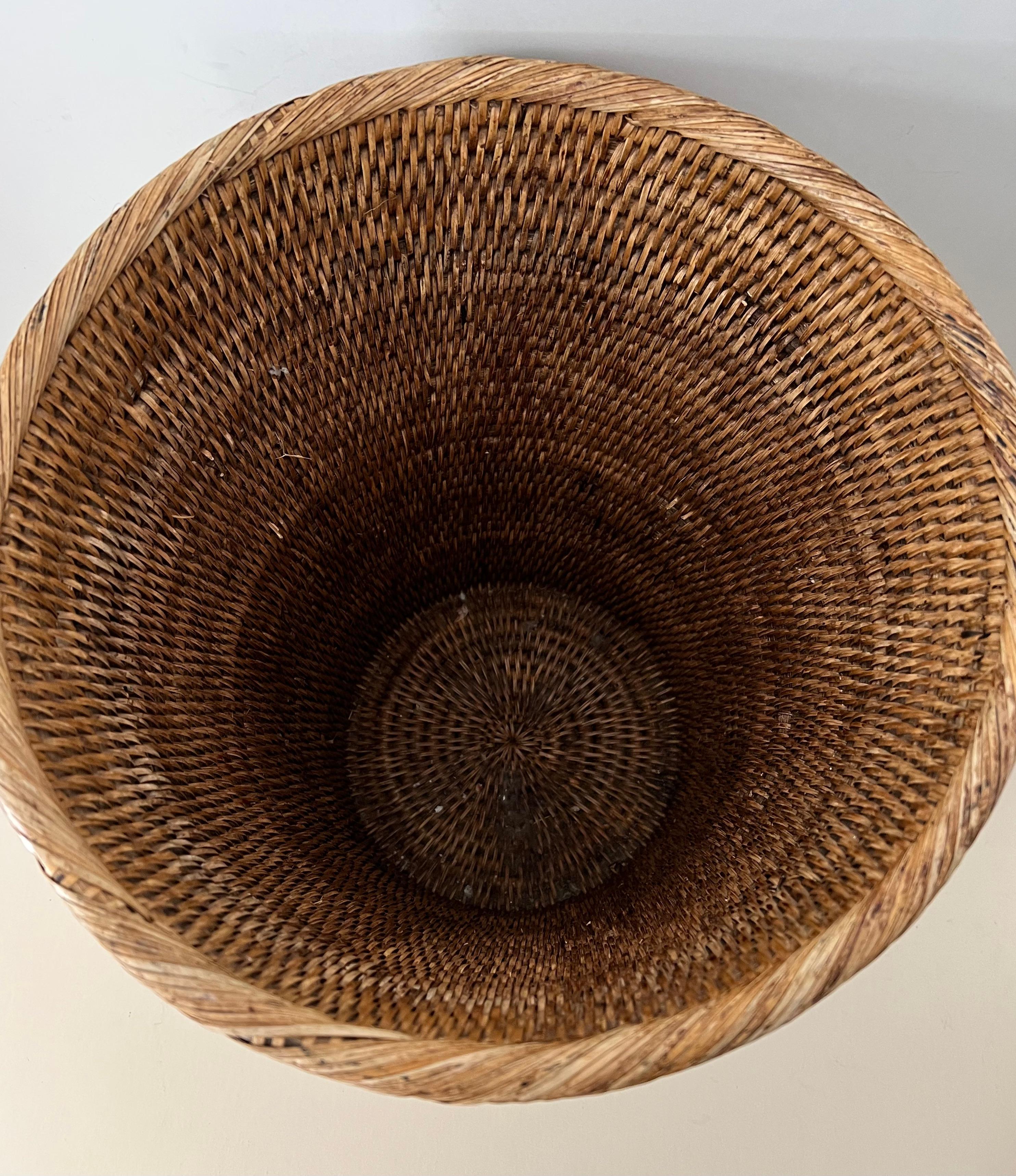 Mid-Century Modern Woven Rattan Waste Basket For Sale