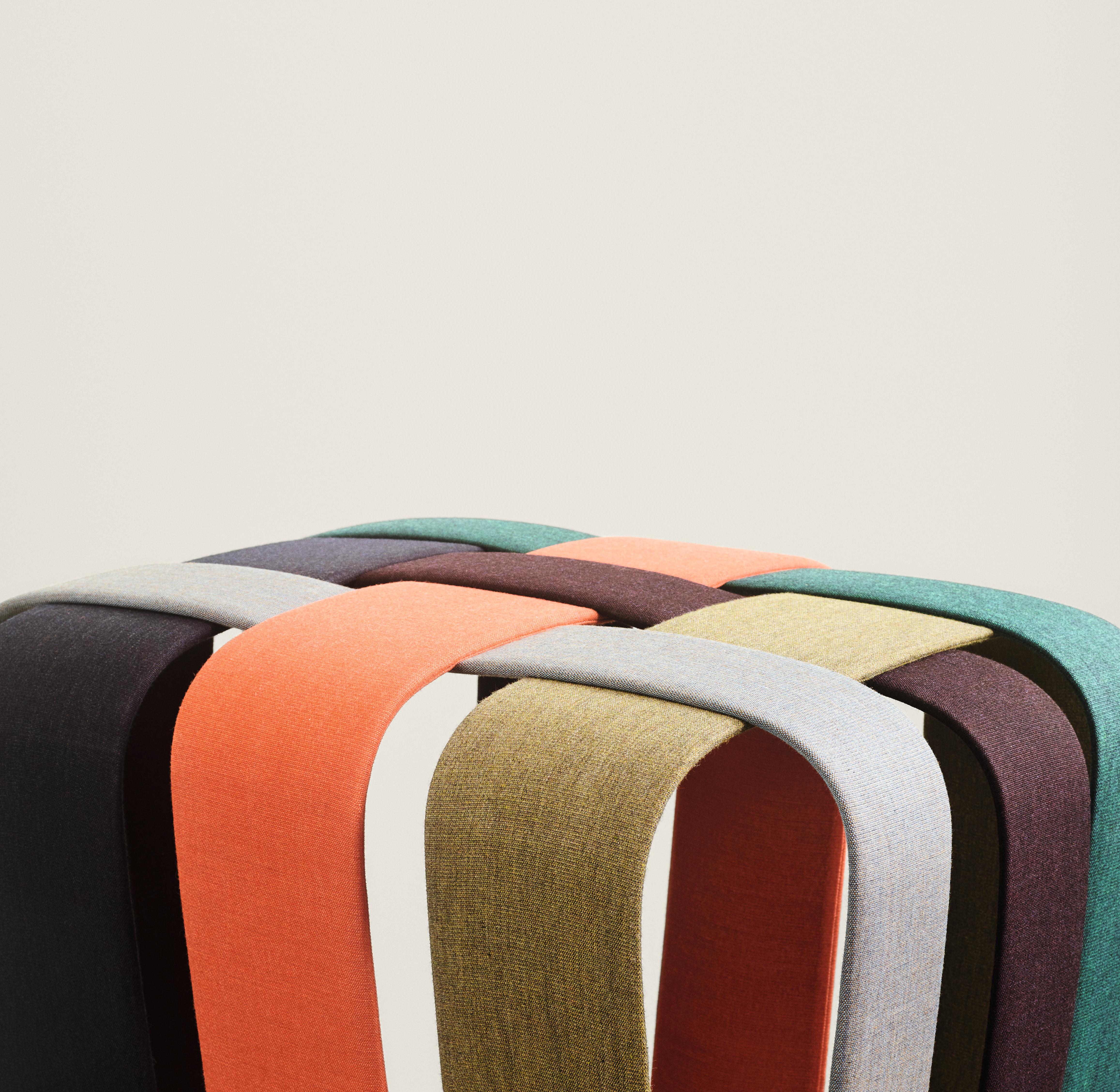 Woven Short Bench 70 by Max Lipsey (Postmoderne) im Angebot