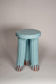 Hocker aus gewebtem Steingut, hellblaue Glasur, von Milan Pekař und Tereza Sluková