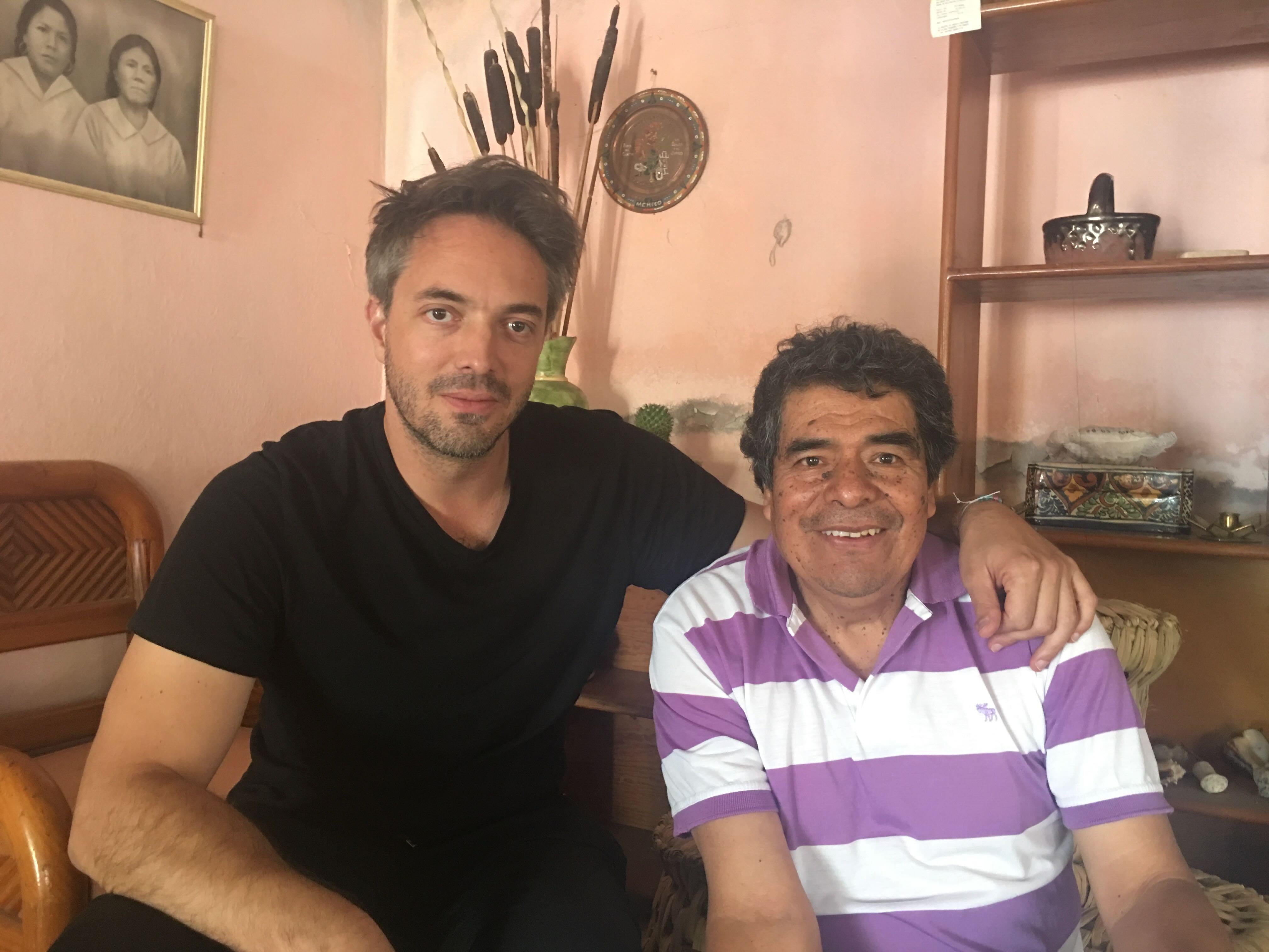 Banc Tule « Icpalli » tissé au Mexique de LUTECA en vente 10