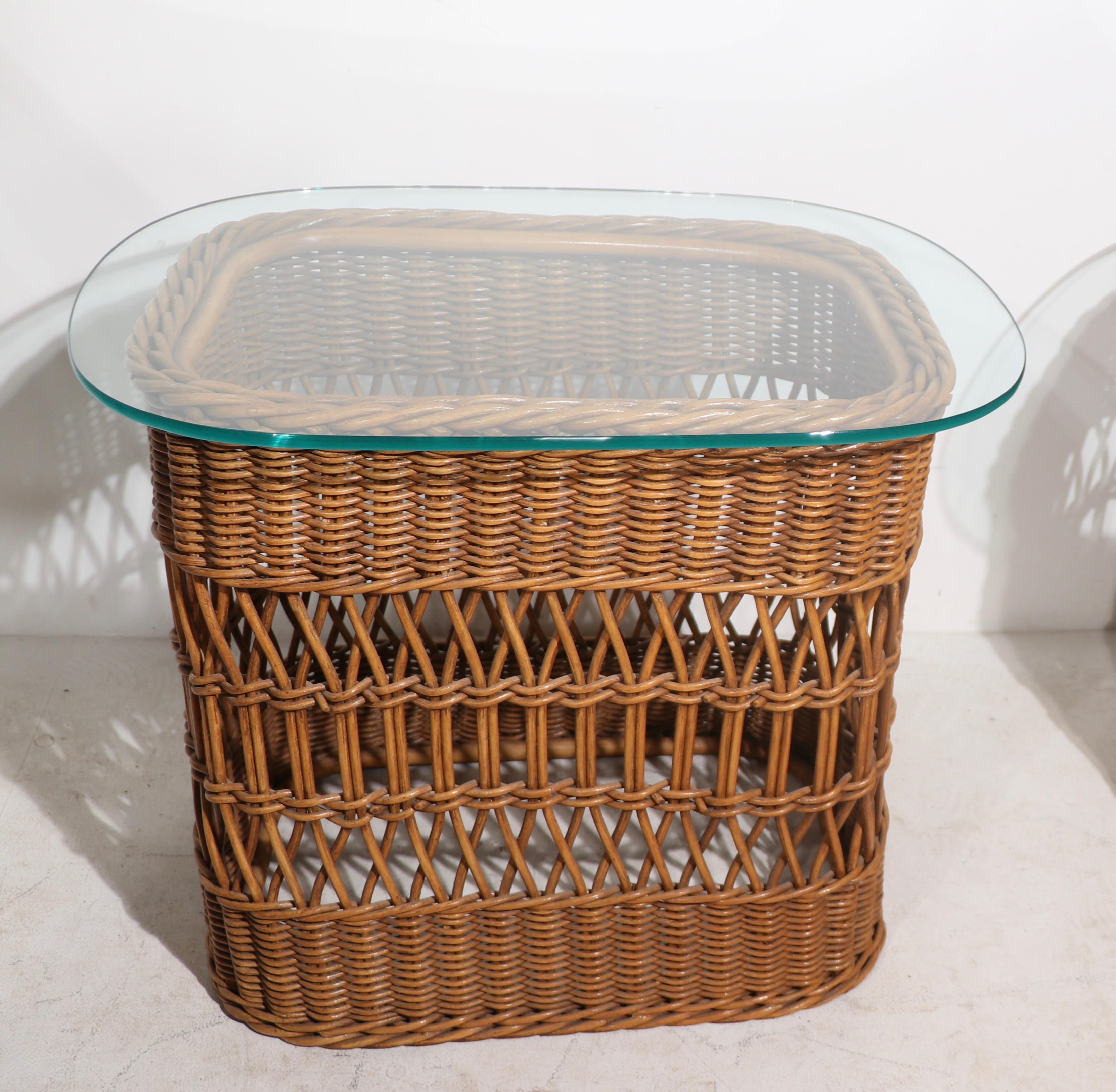 Woven Wicker and Plate Glass Side, End Table ca. 1970's In Excellent Condition For Sale In New York, NY