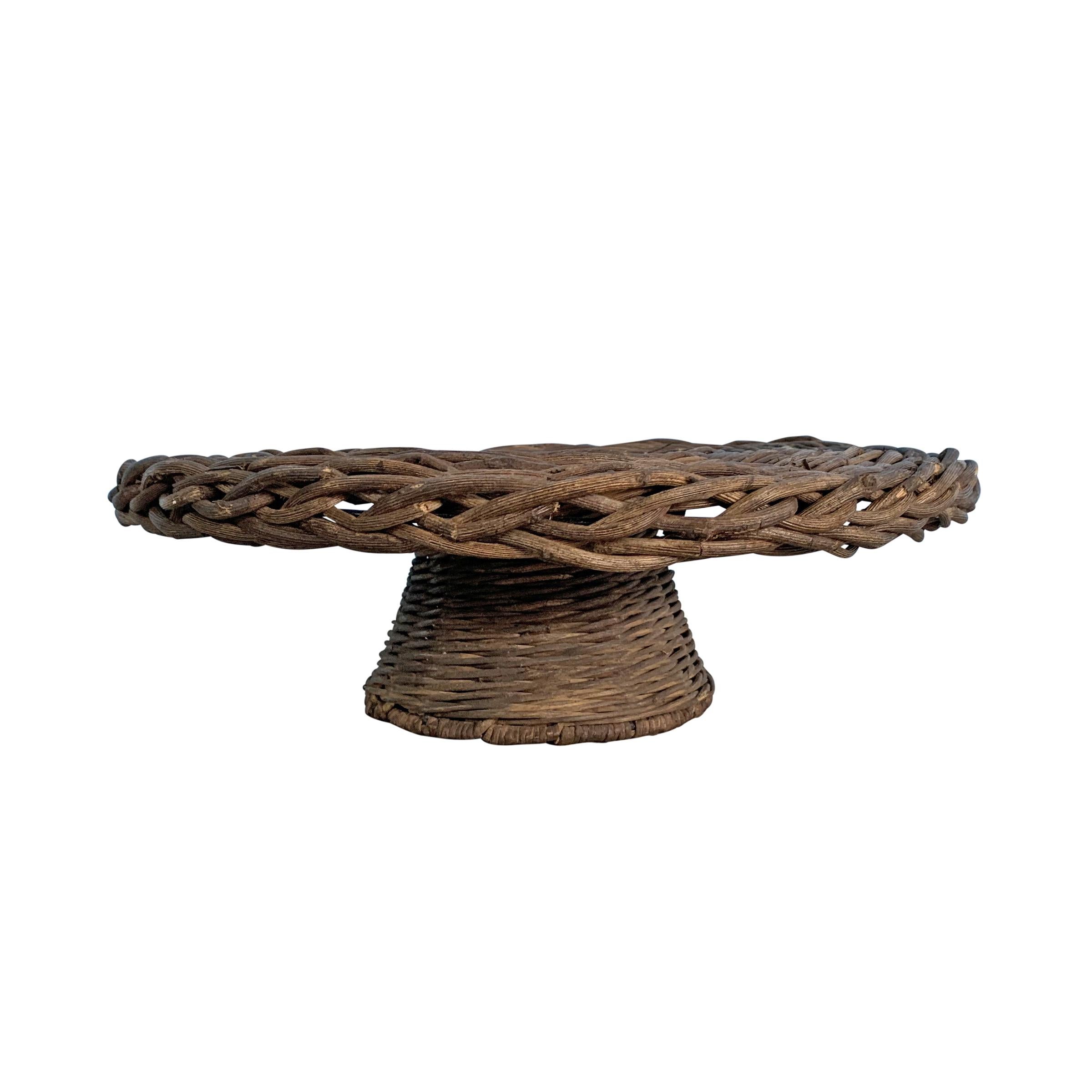woven cake stand