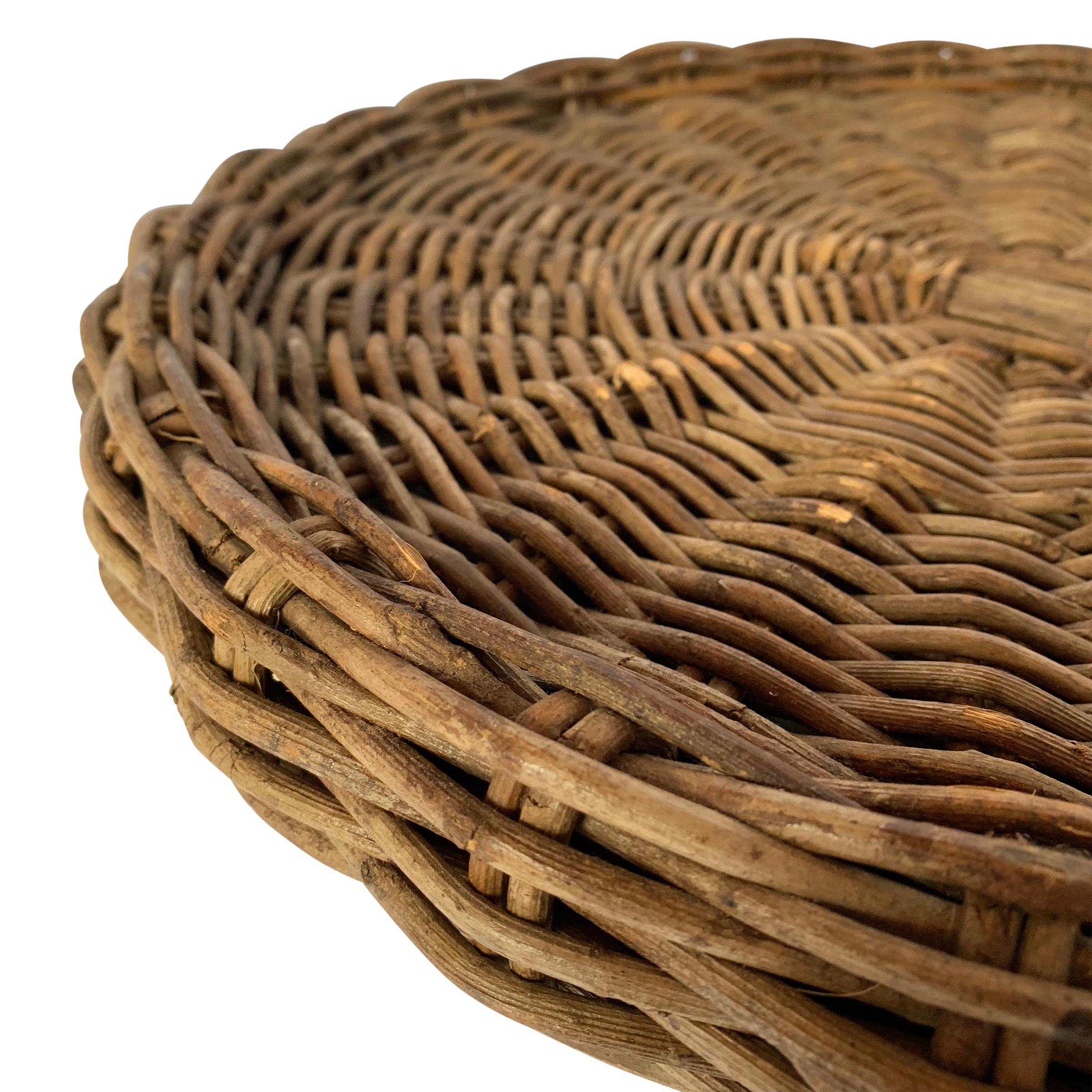 Rustic Woven Wicker Cake Stand