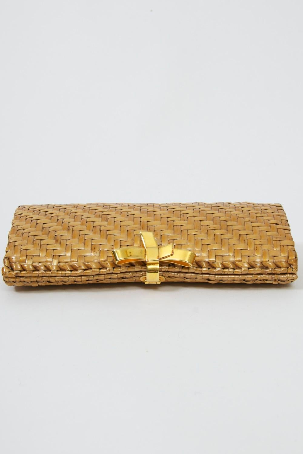 Women's Woven Wicker Clutch